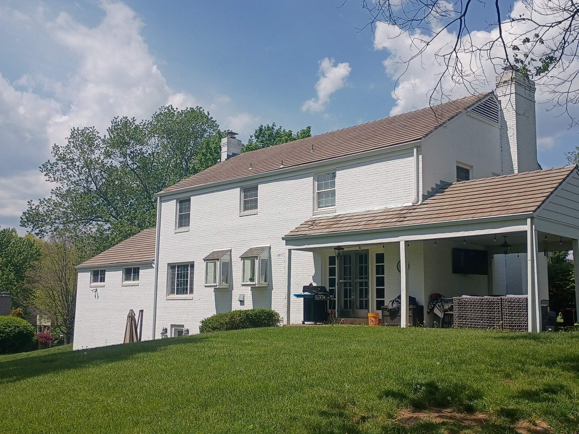 Provia Traditional Lap Siding in White by Ideal Siding Pittsburgh