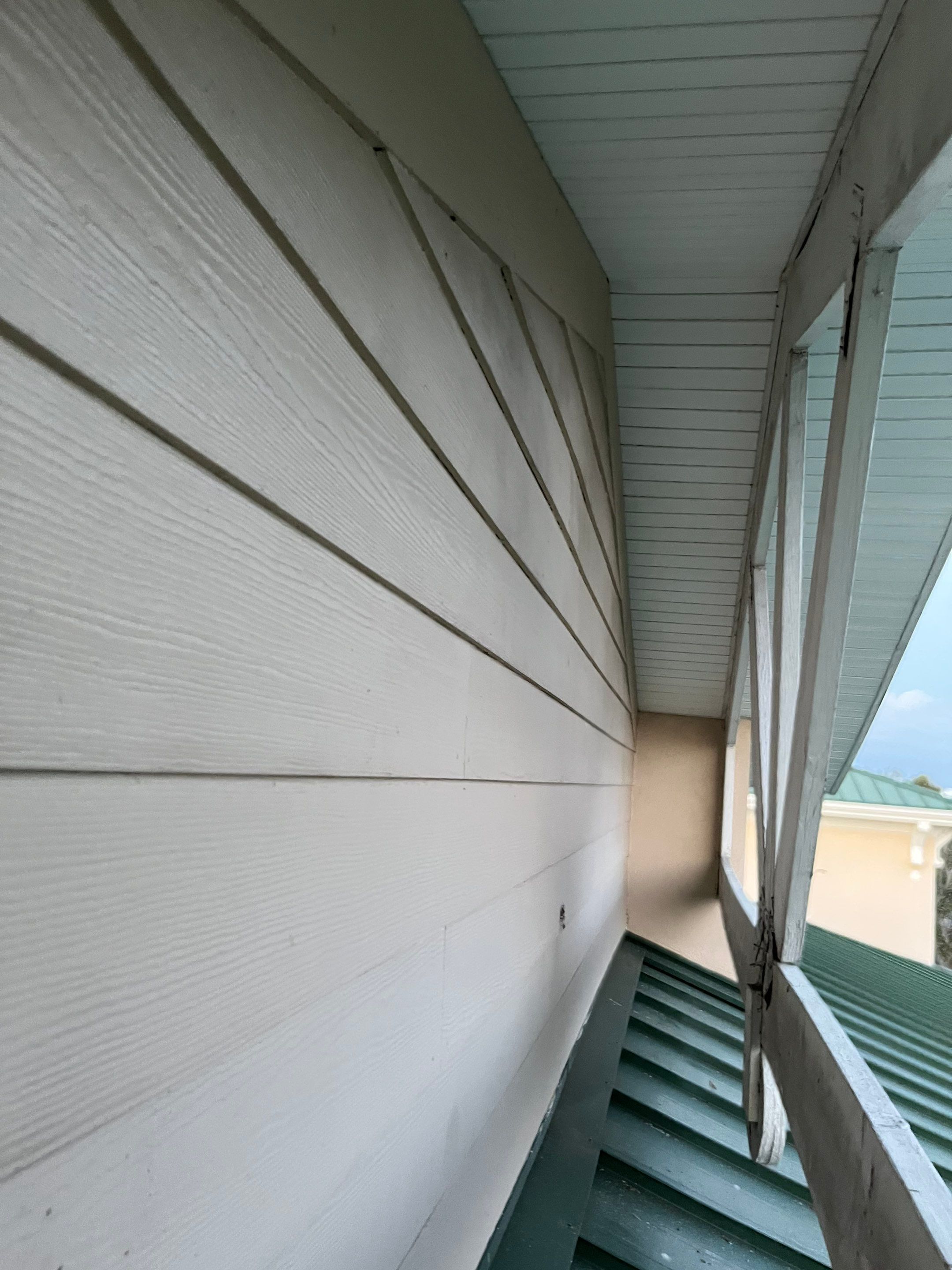 Soffit and Fascia Repair in Sarasota FL by Gutter Professors