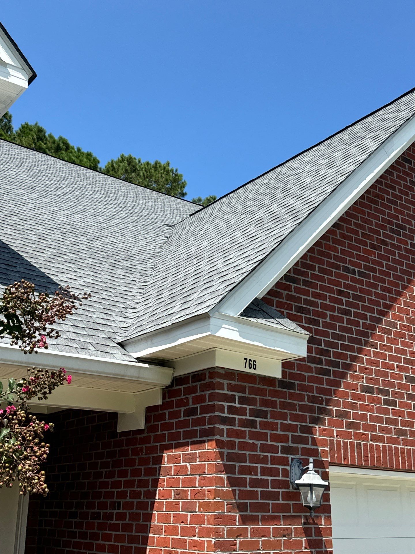 GAF HDZ - Oyster Grey by Linta Roofing