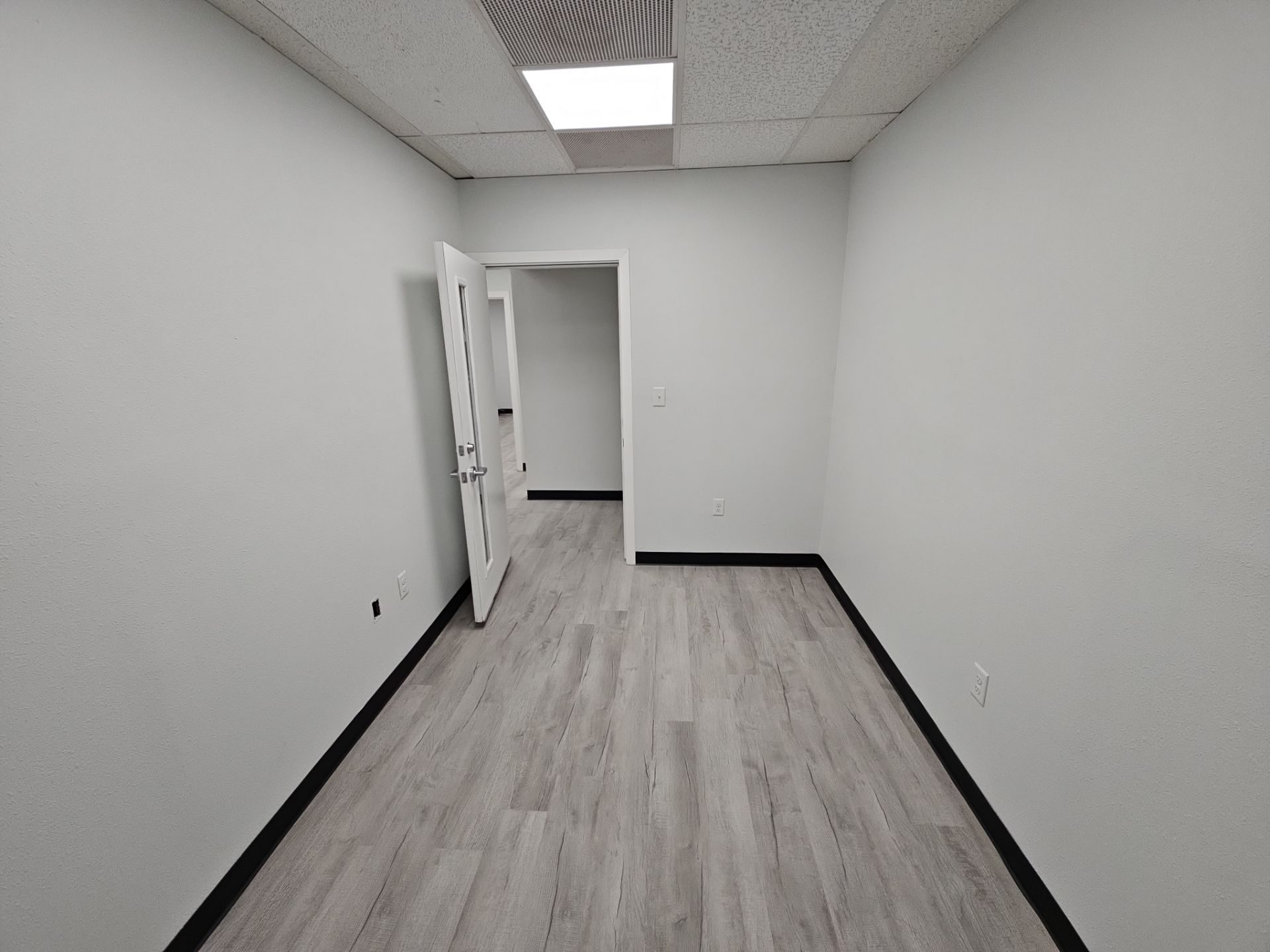 C-Store renovation at Dallas Life by EL-GC LLC 