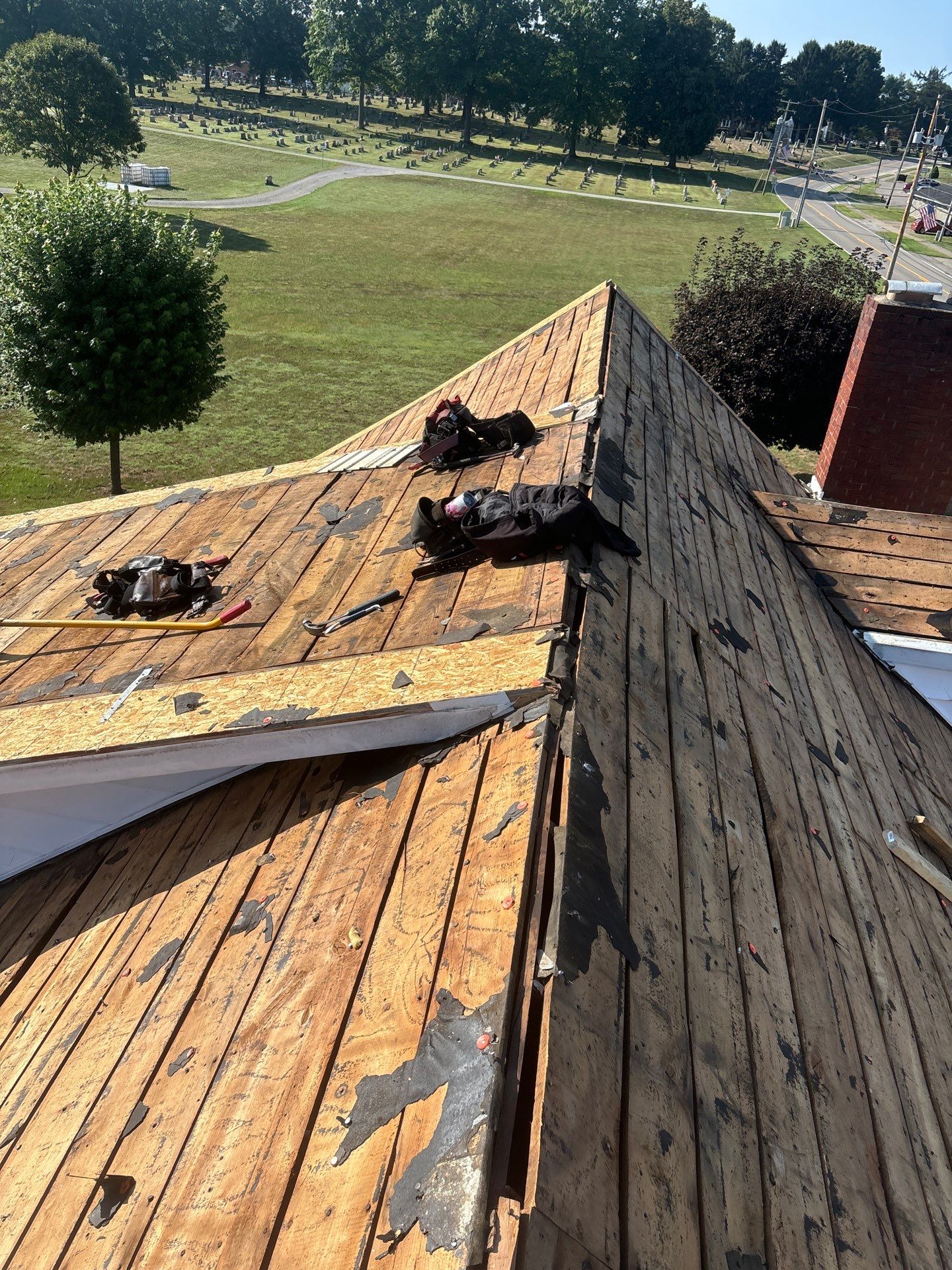 Residential Roofing Installation using GAF Timberline HDZ Charcoal by Rainstoppers Roofing