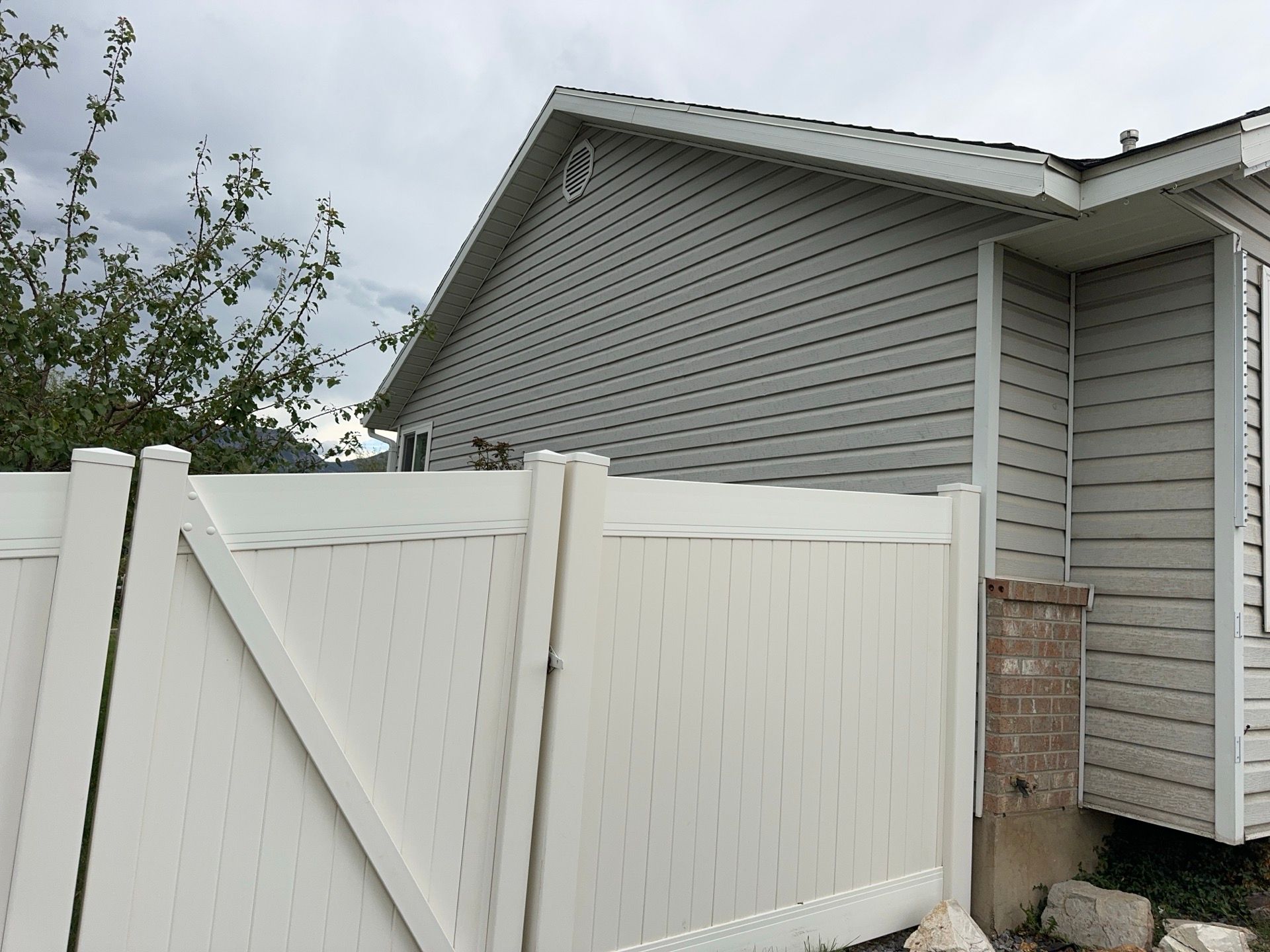Orem | Complete Vinyl Siding Upgrade | Bayou & White    by Ideal Siding Utah