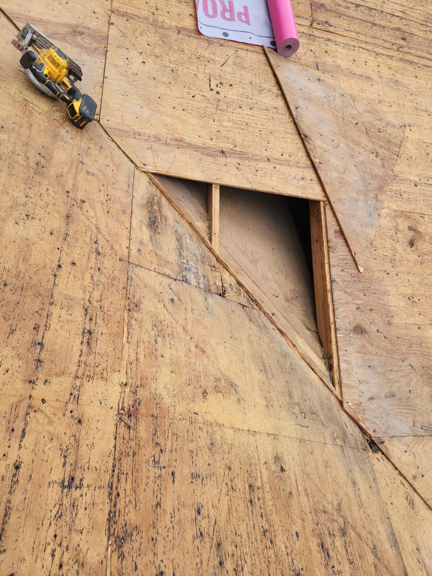 Roof Replacement Houston by Roof Repair Company