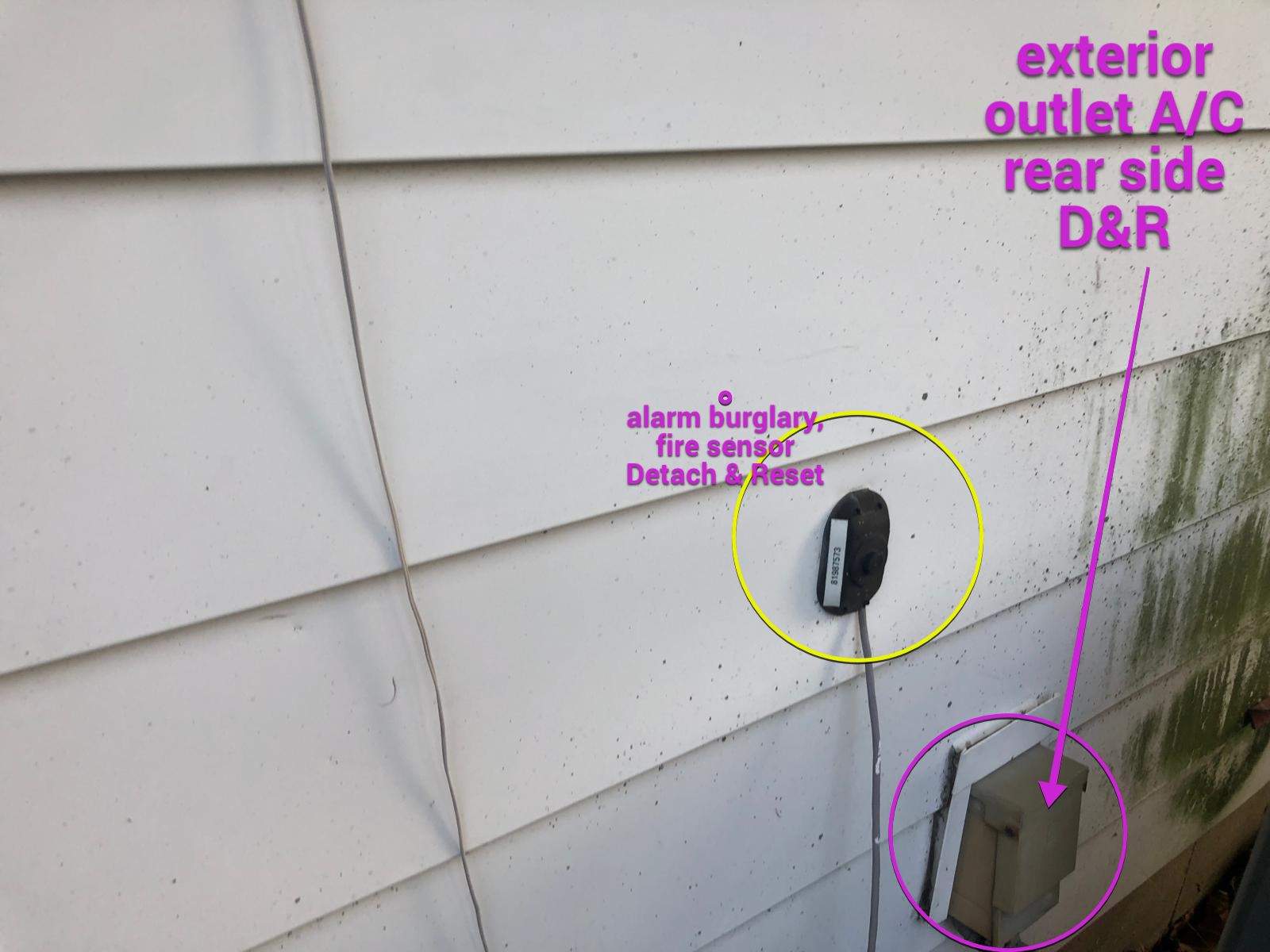 Siding Installation using pictures by storm restoration services inc