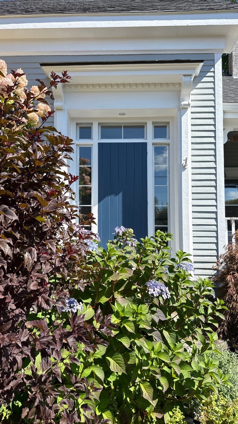 Project in Rockport by NORTH ATLANTIC PAINTING COMPANY 