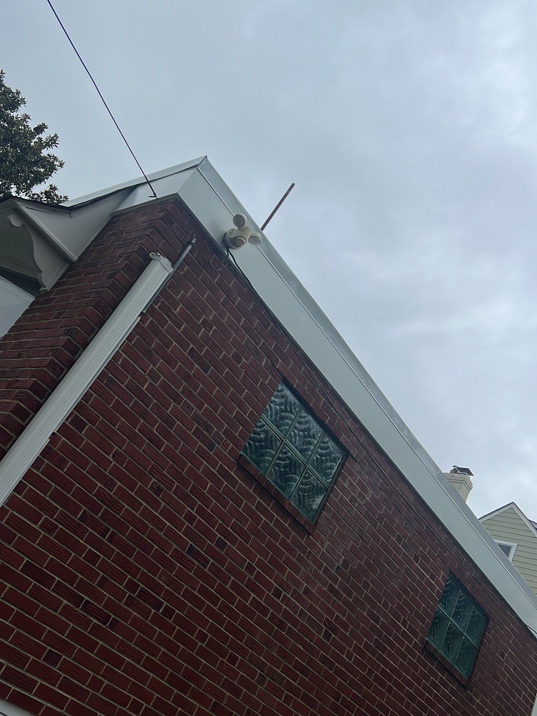 Arlington: CertainTeed Landmark Designer Shingles in Colonial Slate by RM Banning, Inc.