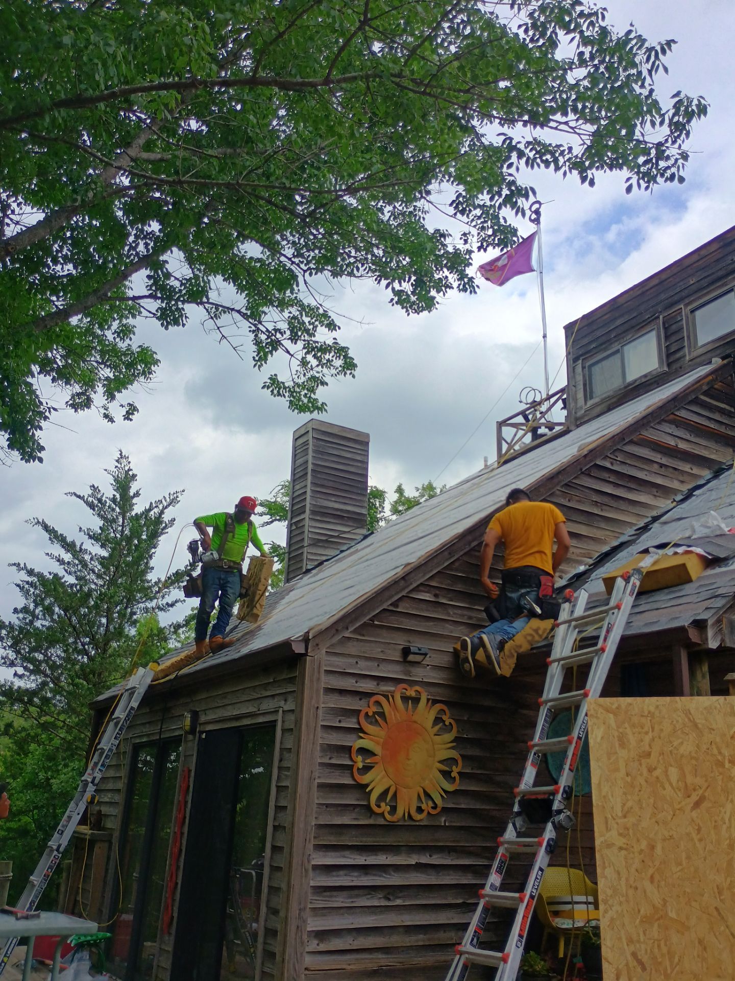 Roof Replacement for Multi-Level Home in Sulphur, Oklahoma by BANA Roofing and Solar Supply