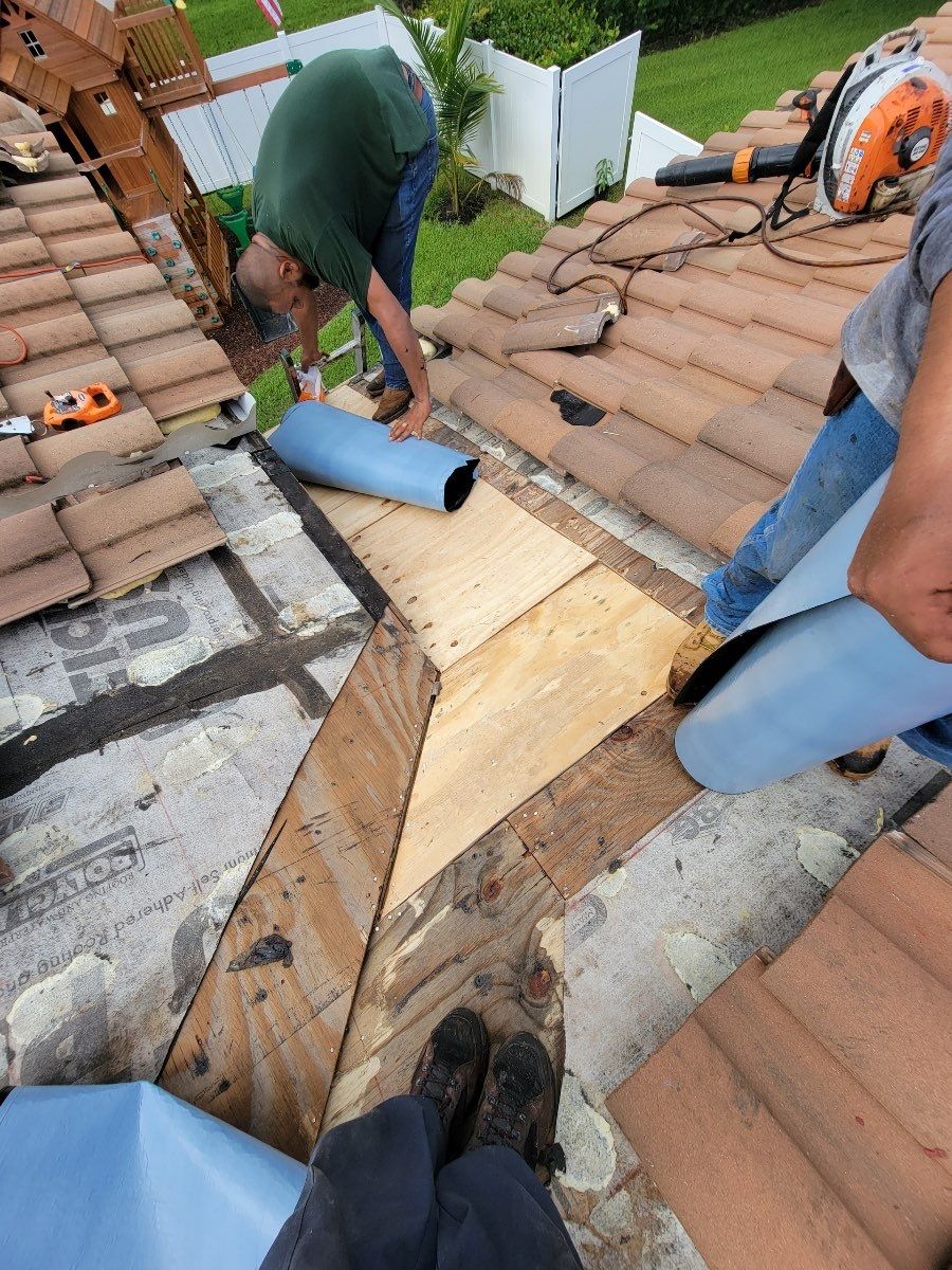 SW 8th St, Plantation, FL by G&J Roofing 