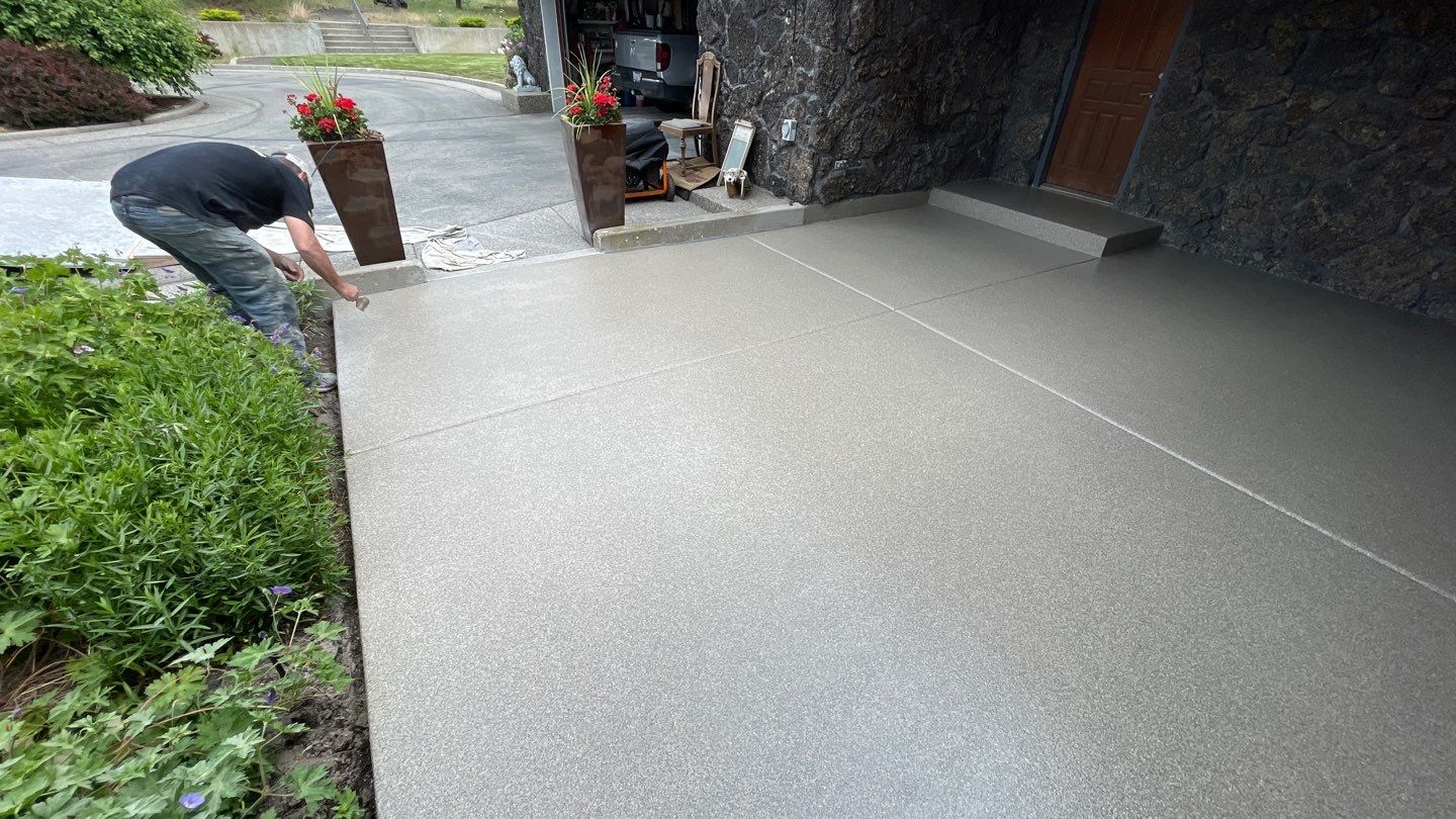 Patio Transformation using Rockford 1/8" Flake by Croc Coatings, LLC
