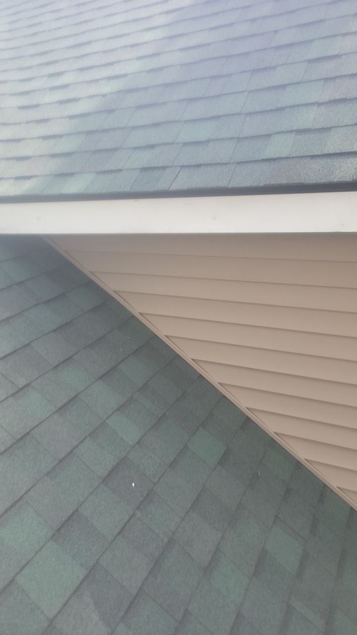 Roof Replacement using CertainTeed Landmark by 180 Contractors