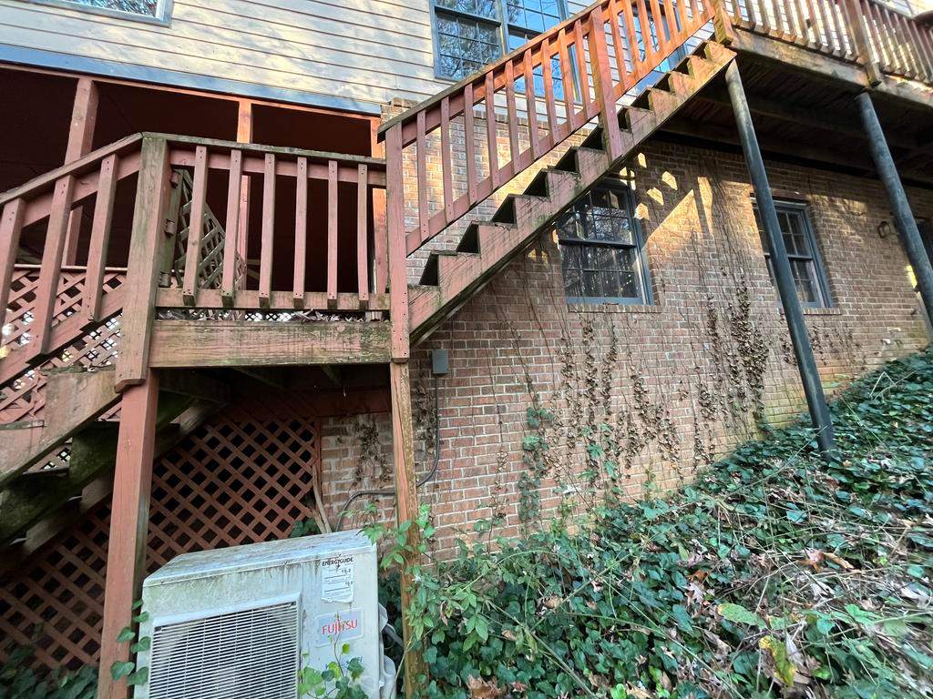 Trex Deck Build with Hybrid Railing in Lilburn, GA by Nelson Exteriors 