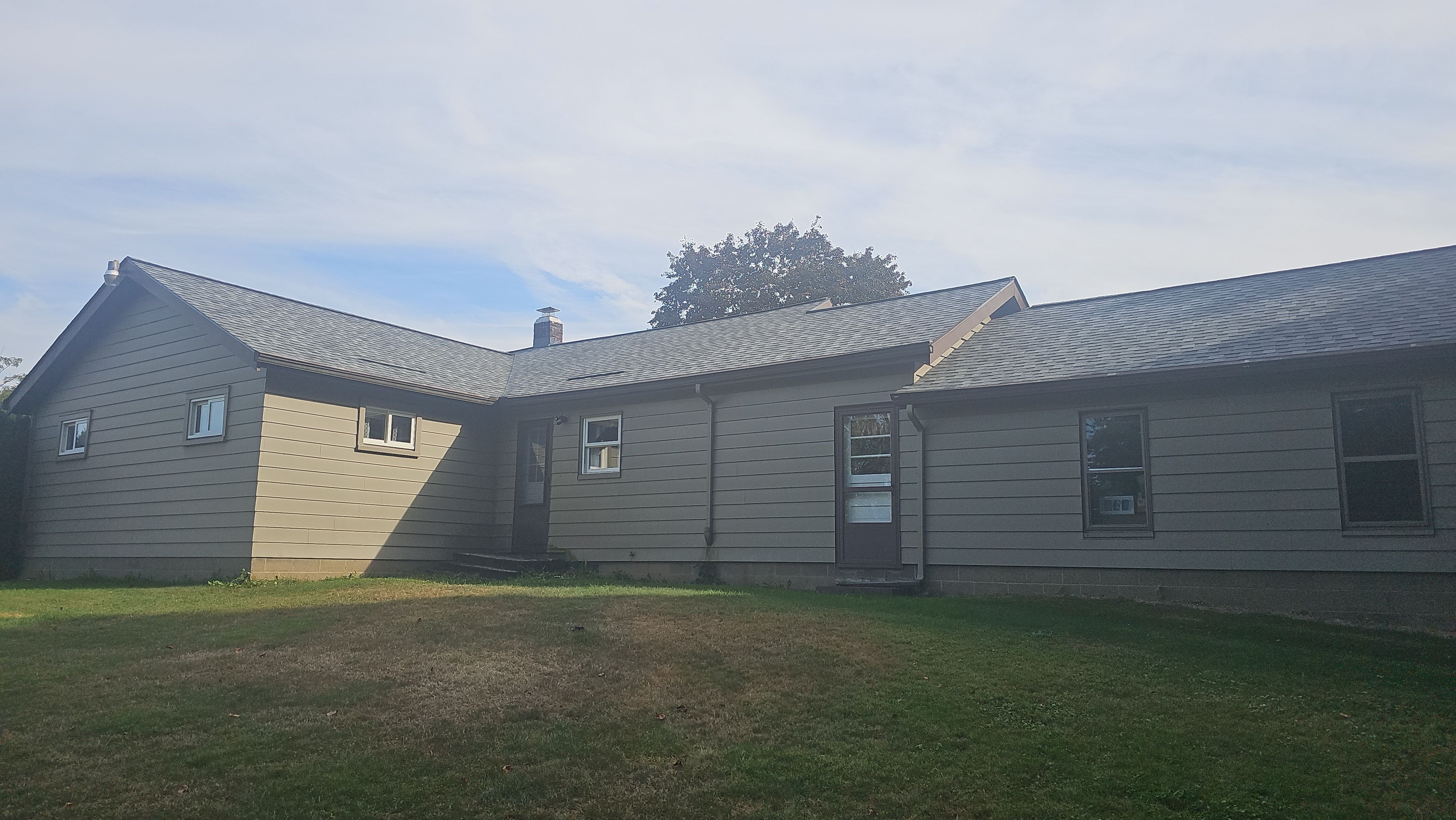 Atlas Pinnacle, Color, Hearthstone, Drip Edge Color, Musket Brown by Eagle Eye Roofing
