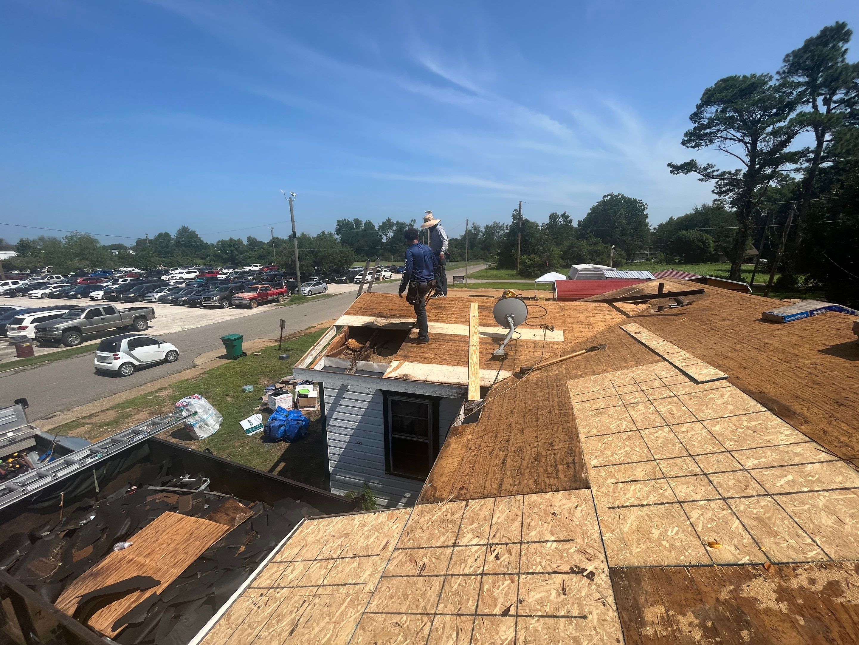 Residential Reroof: 25 Year 3-Tab Shingle by Hostetler Roofing