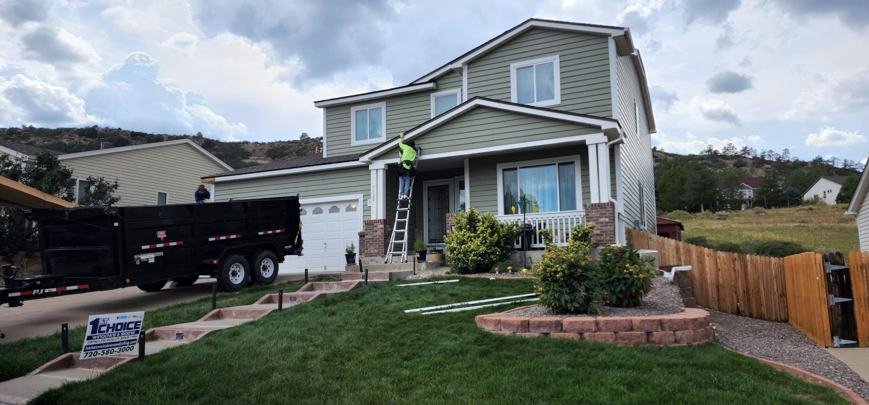 Roxbough! Upgrade that Vinyl Siding to Crane Insulated Vinyl Siding by 1st choice windows and siding
