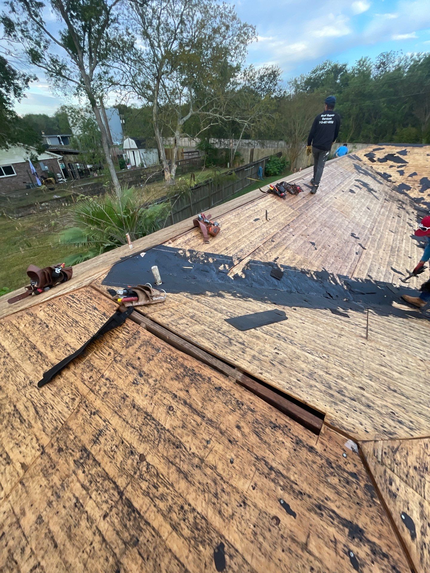 Residential Roofing Installation using Owen's Corning Duration (Lifetime) Shingles by Roof Repair Company