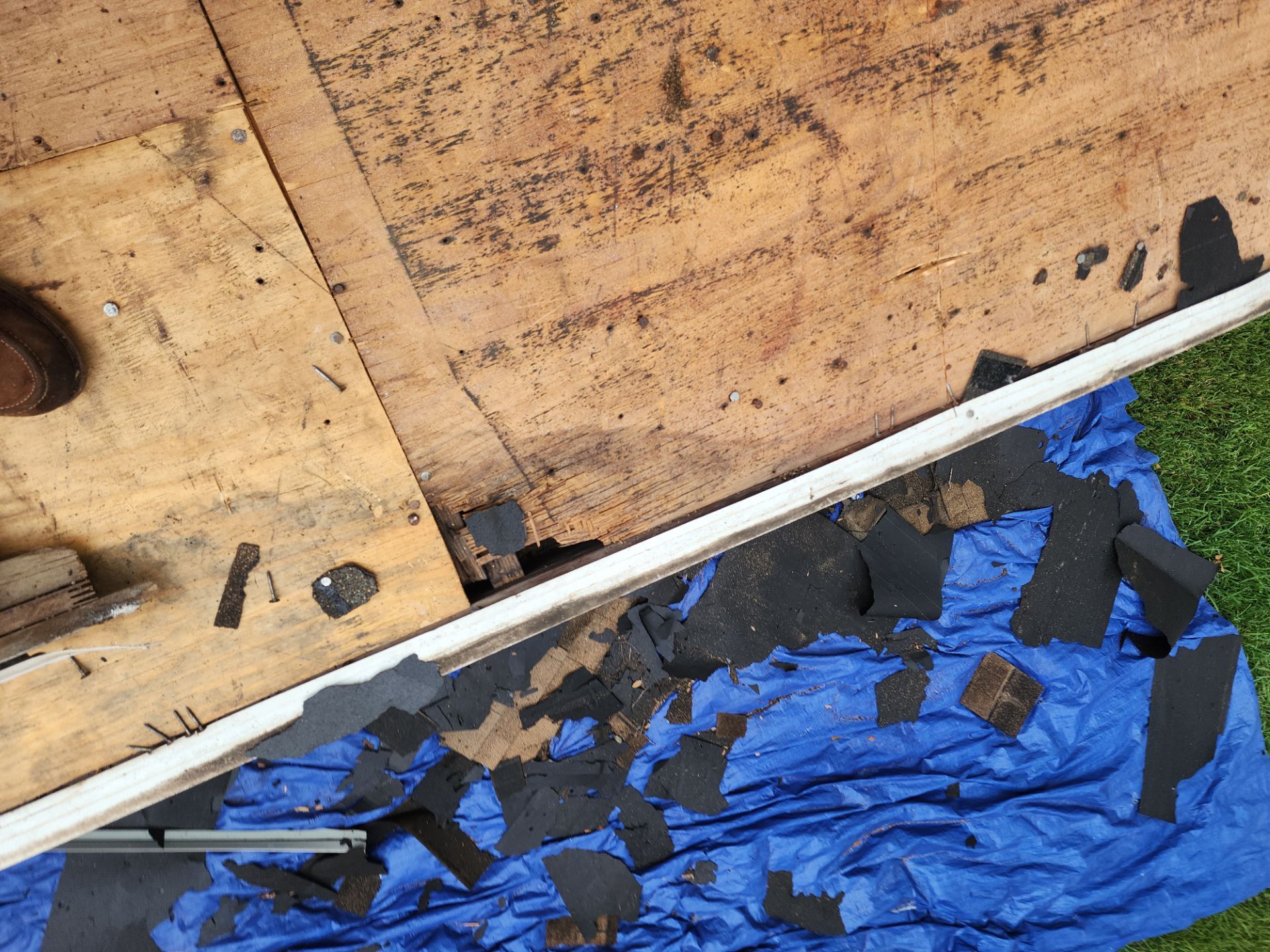 Roof Replacement Houston by Roof Repair Company