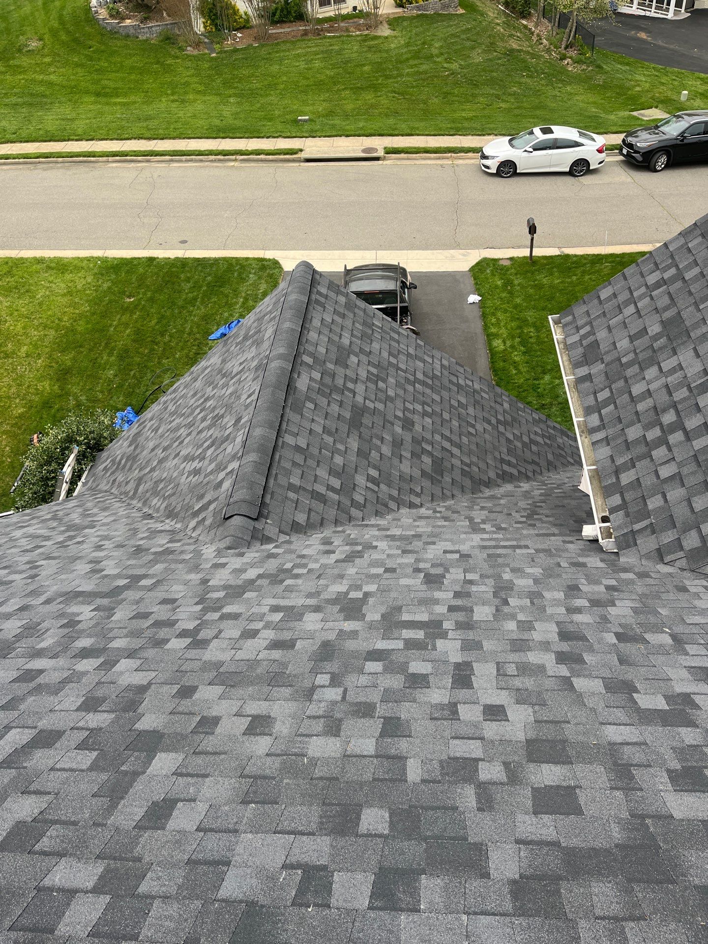 Springfield: CertainTeed Landmark Pro Designer Shingles in Max Def Moire Black by RM Banning, Inc.
