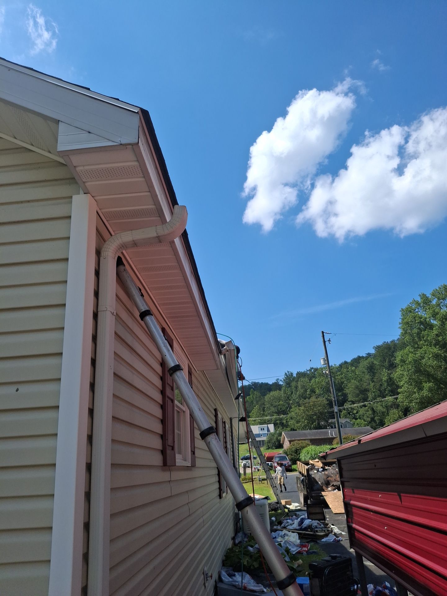 Residential Roofing Installation using GAF Timberline HDZ Weatherer Wood by Rainstoppers Roofing