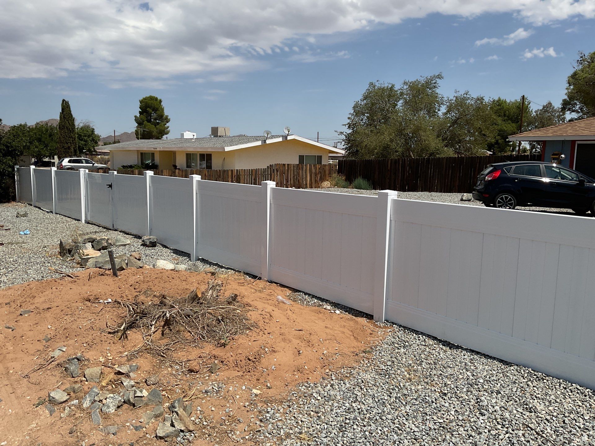 Fence Installation using Vinyl by Fence Guys Inc. 