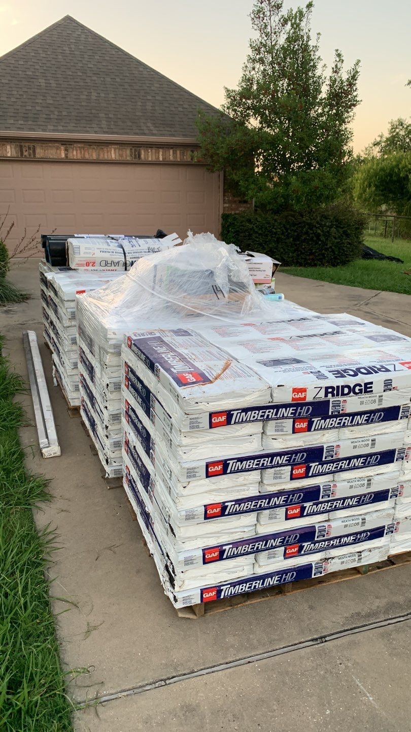GAF HDZ - Weathered Wood by Elite Roofing LLC