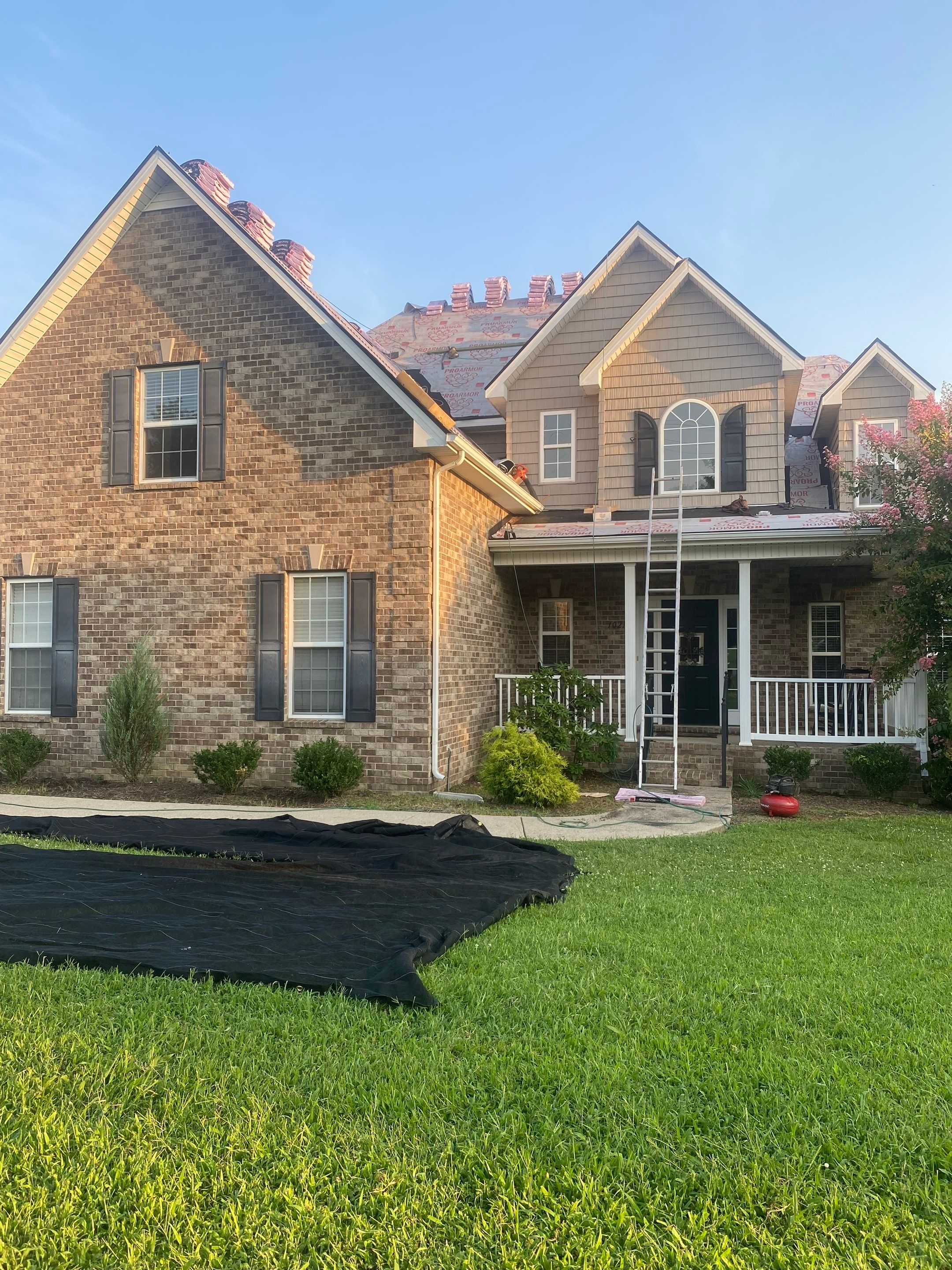 Residential Roofing Installation using Owens Corning Duration Shingles Roofing System by Undersun Roofing 