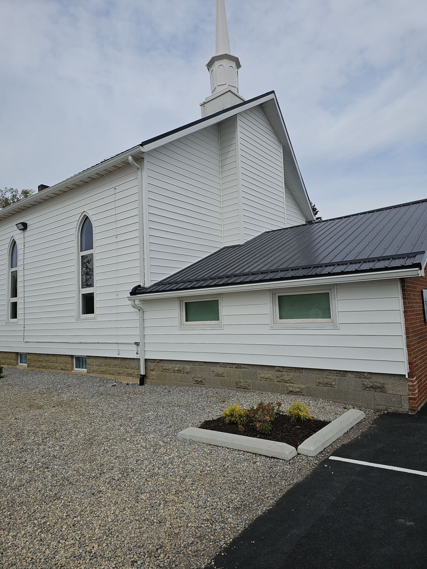 Siding Installation using Mastic 8" white  by Nitro Roofing and Construction