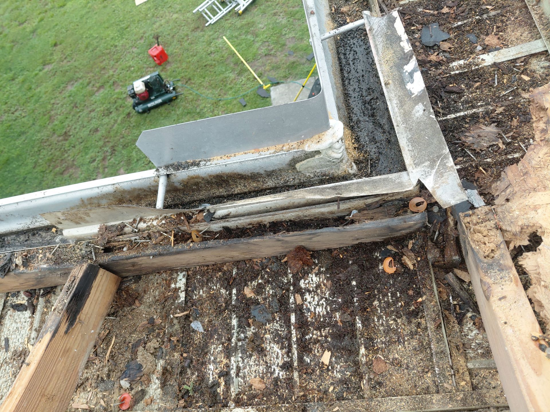 Deltona Roof Replacement Featuring Copper Canyon Shingles and Decking Repair by Pinnacle Roofing Group