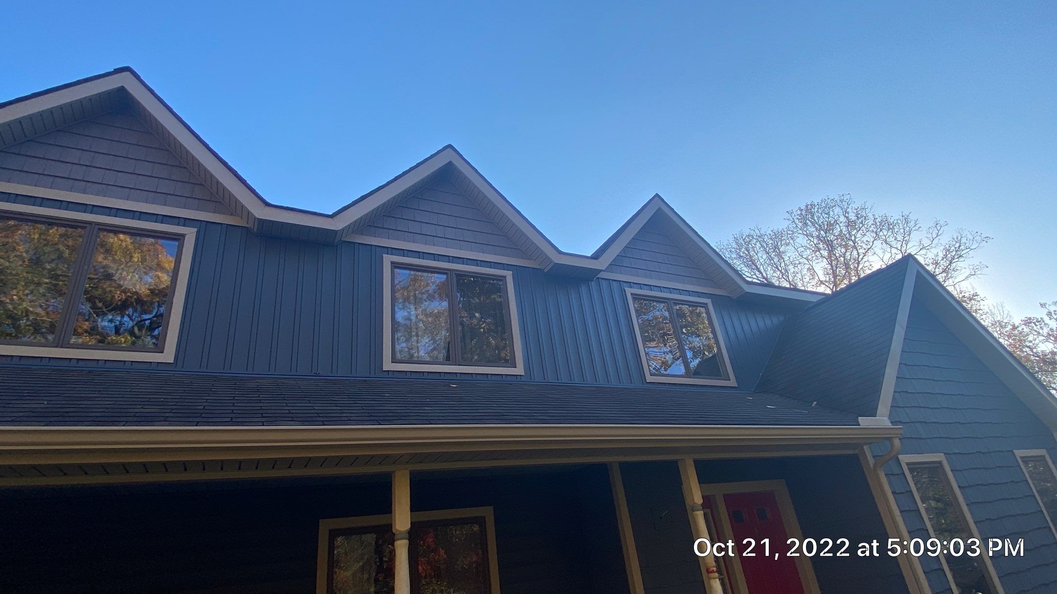CertainTeed Monogram D5 Pacific Blue + Cedar Impression Shake Driftwood Blend & Pacific Blue + CertainTeed Board & Batten Pacific Blue by 180 Contractors