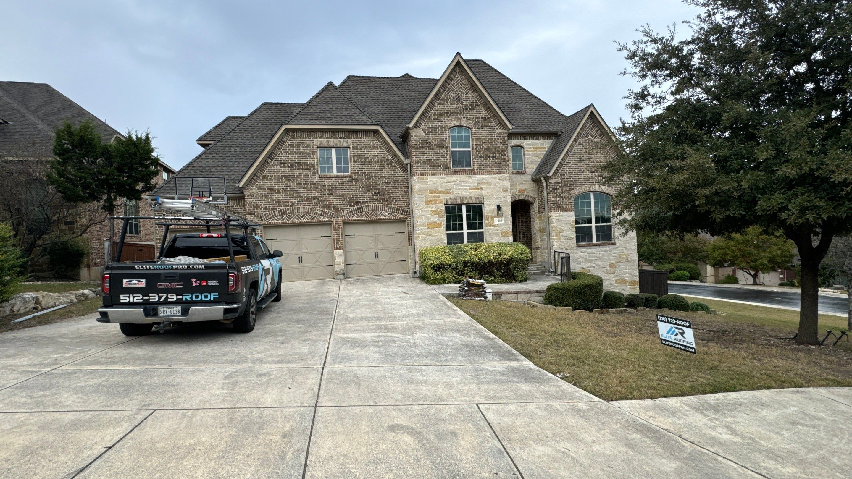 GAF HDZ - Weathered Wood by Elite Roofing LLC