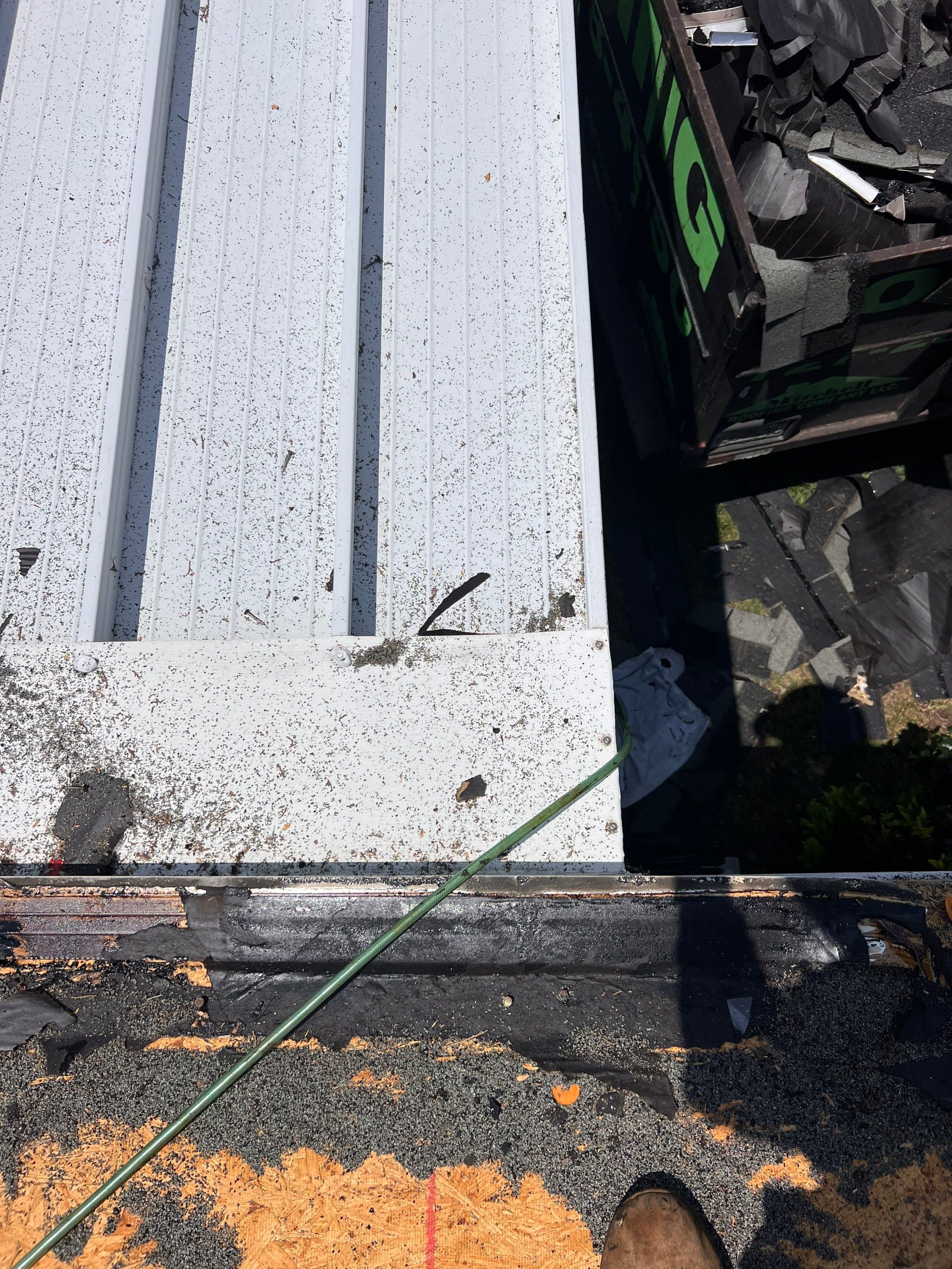 Project in Largo 33771 by Mitchell Roofing Company LLC 