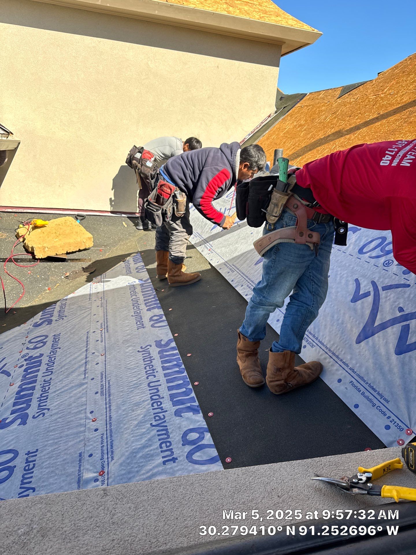 Weathered Shadow - Atlas by Top Team Roofing & Construction