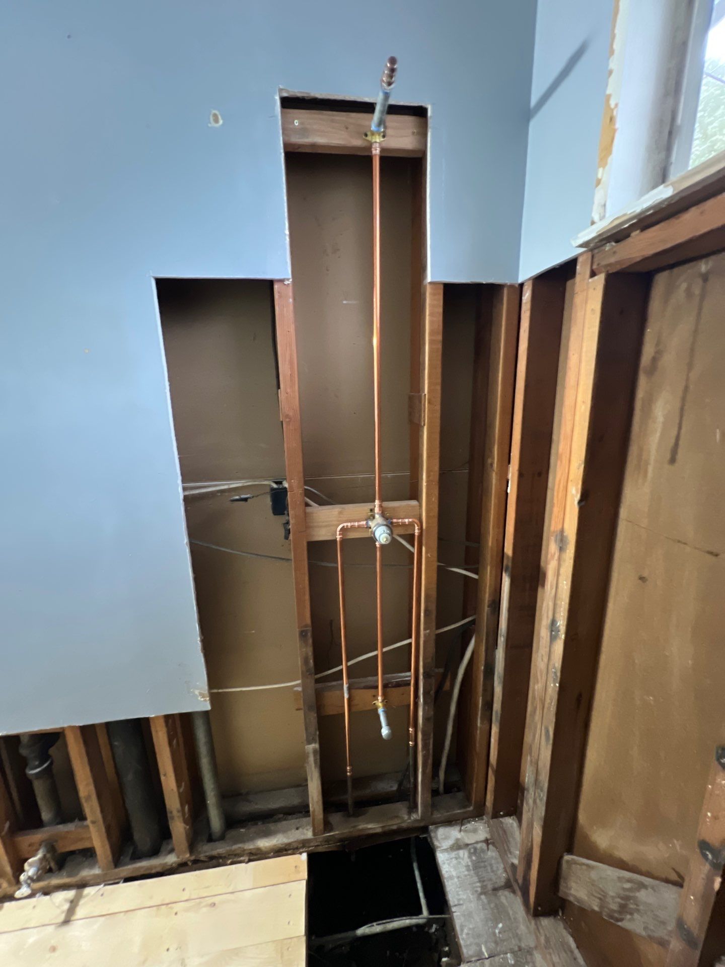Full Bathroom Renovation by  H4H Remodeling and Repairs Inc.