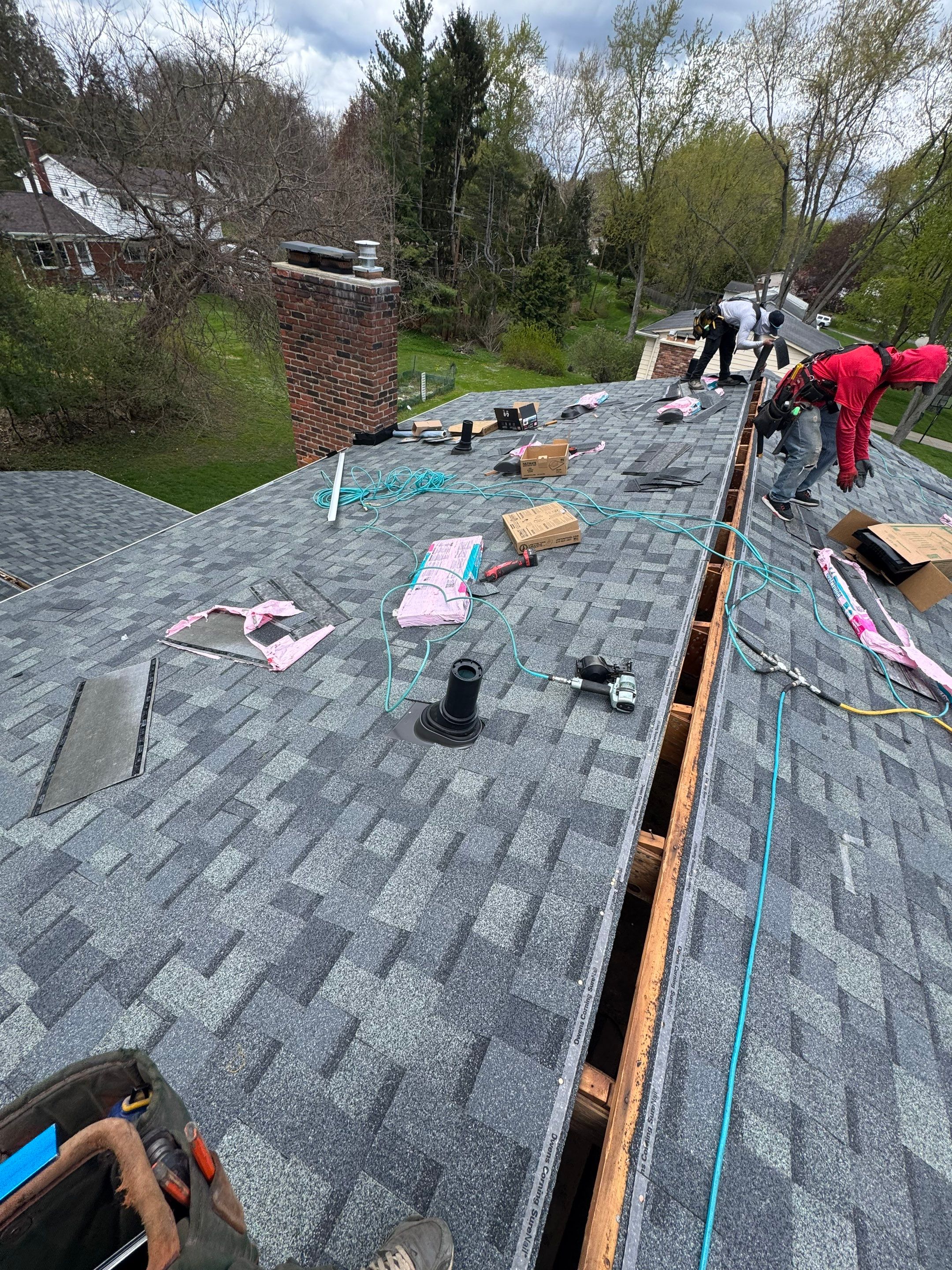 Roof Replacement using Owens Corning Tru Definitions by 180 Contractors