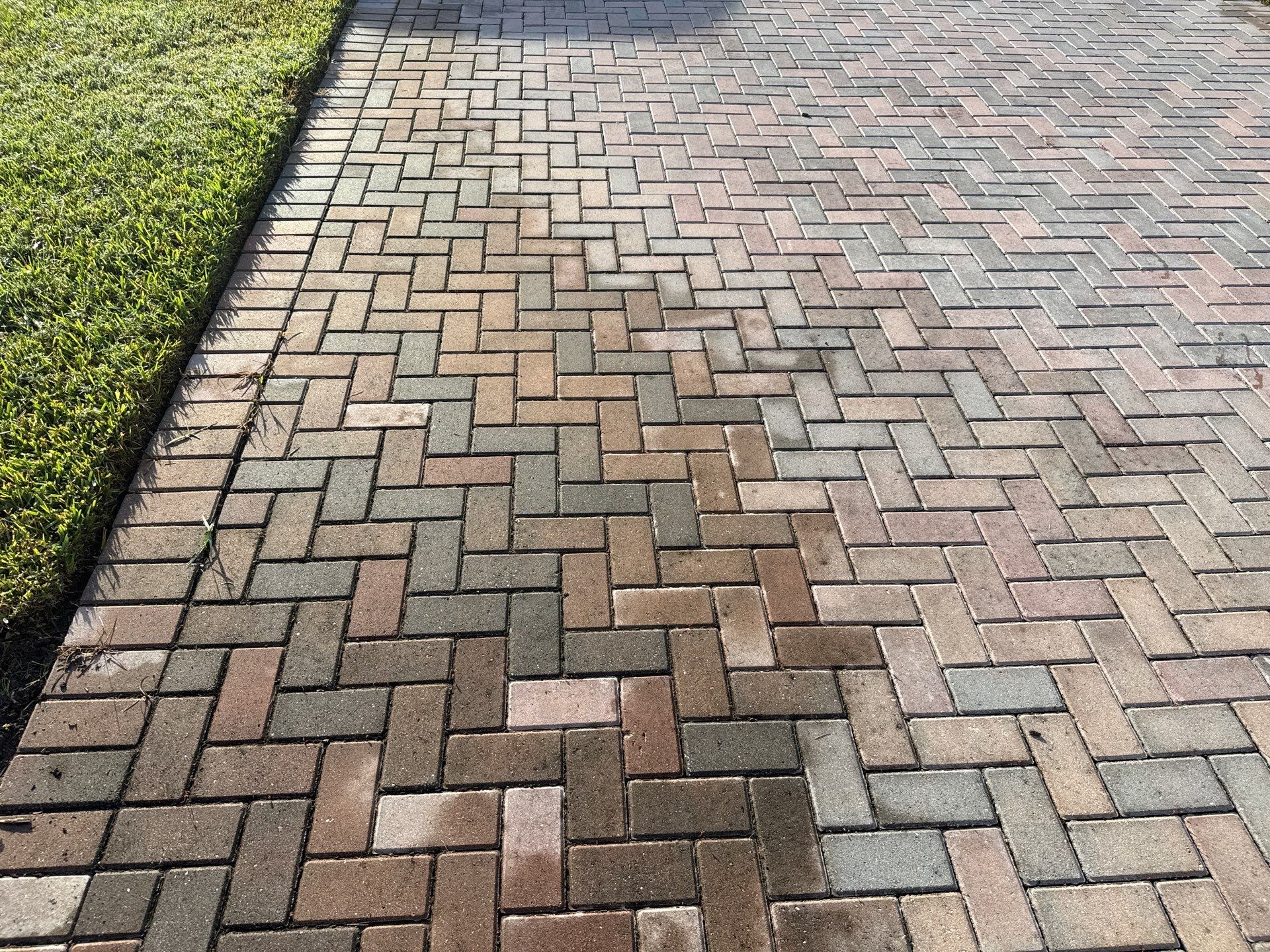 Complete House Wash, Driveway & Lanai Cleaning – Trevesta, Palmetto FL by Sunshine AquaWash