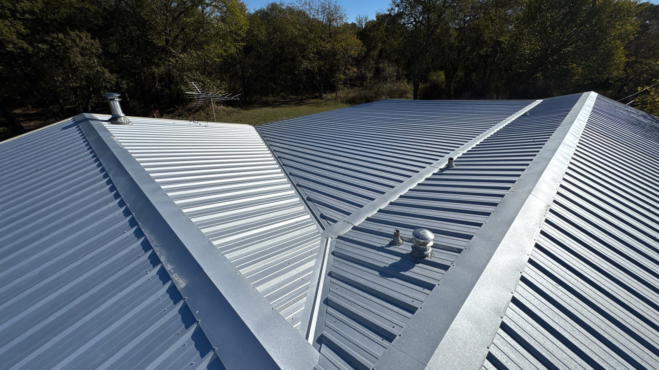 New Metal Roof by Harvey Roofing & Construction