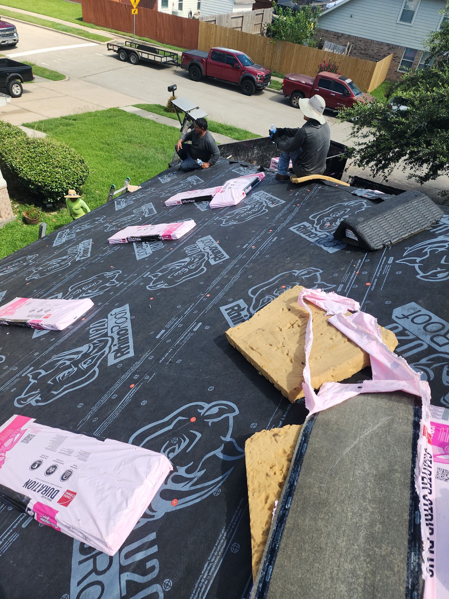 Residential Roof Installation using Owen's Corning Duration (Lifetime) Shingles by Roof Repair Company