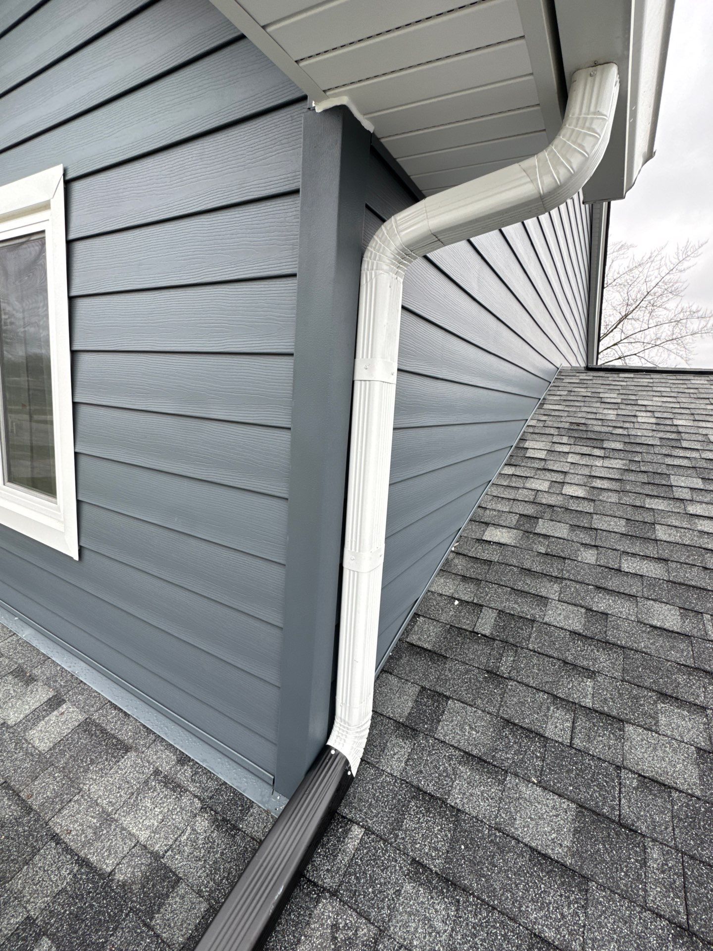 Siding Replacement using Alside Midnight Blue by 180 Contractors
