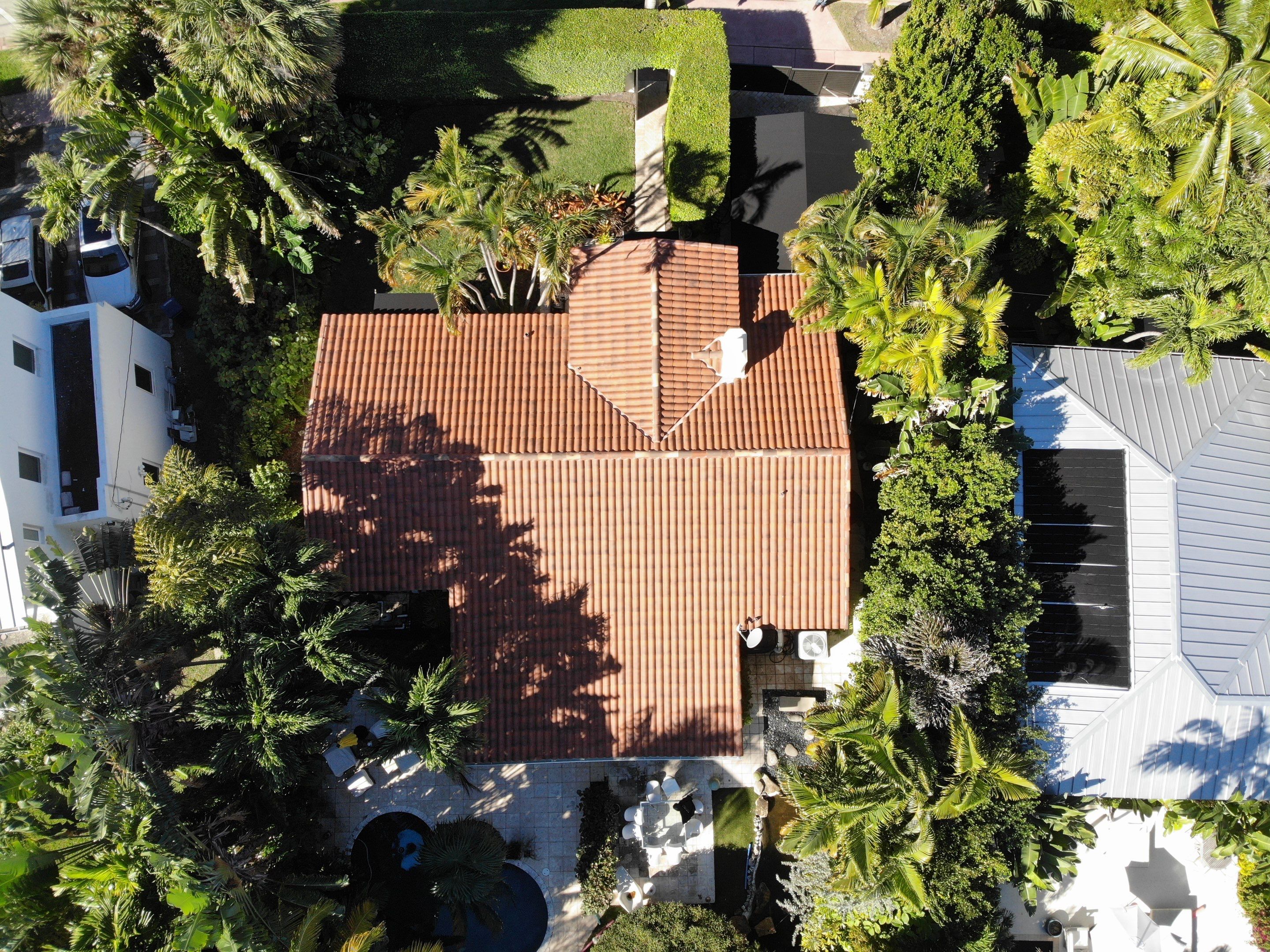 Verea - Spanish S - Añeja Color by Istueta Roofing