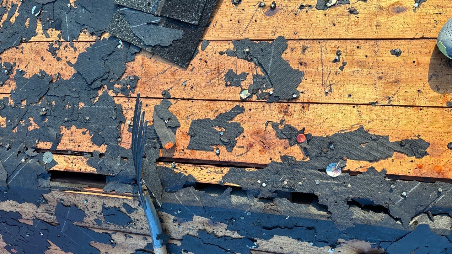 Residential Roofing Installation using Owen's Corning Duration (Lifetime) Shingles by Roof Repair Company