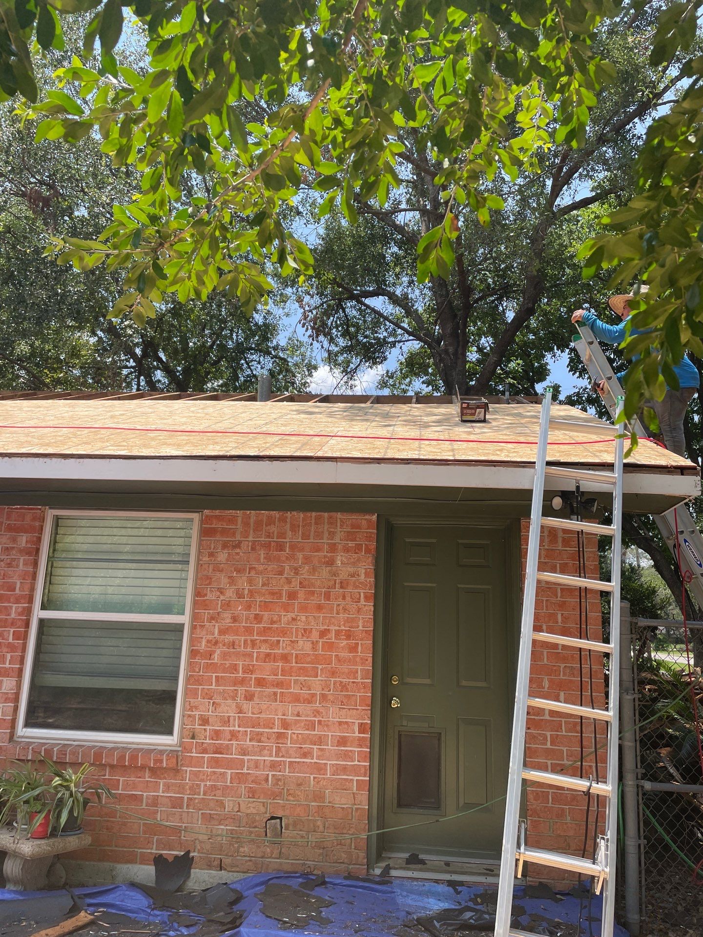 Residential Roofing Installation using Owen's Corning Duration (Lifetime) Shingles by Roof Repair Company