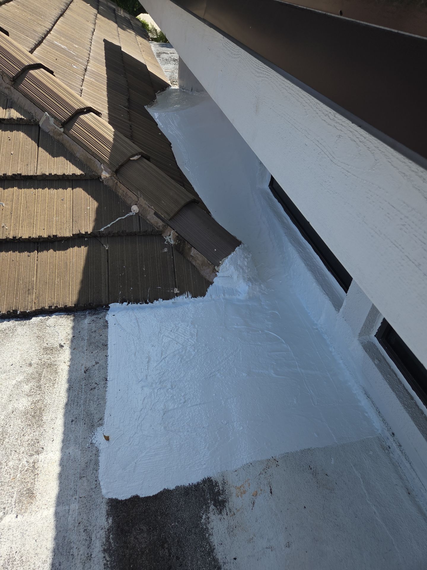 Flat Roof Restoration and Silicone Coating in Boca Raton by Aastro Roofing