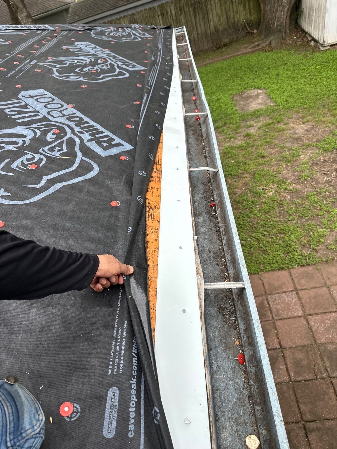 Residential Roofing Installation using Owen's Corning Duration (Lifetime) Shingles by Roof Repair Company