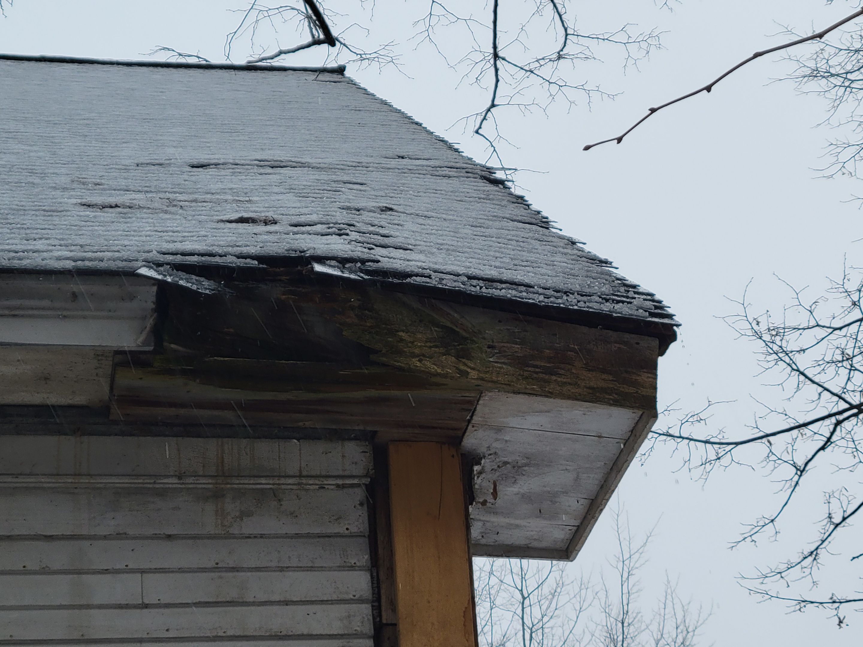 Slate Roof Repair using All Natrual Slate Tiles by The B.A.R Roofing
