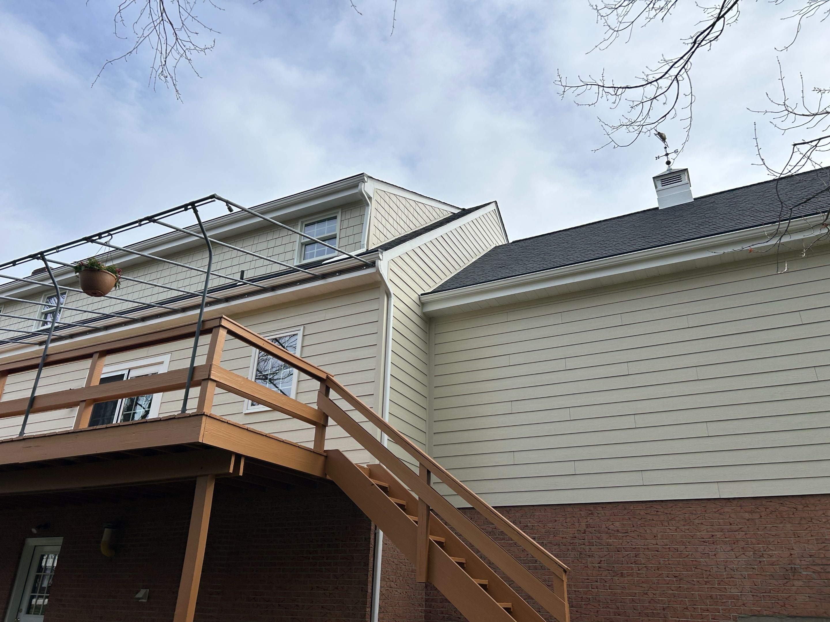 James Hardie in Navajo Beige Home Renovation at Sewickley by Ideal Siding Pittsburgh