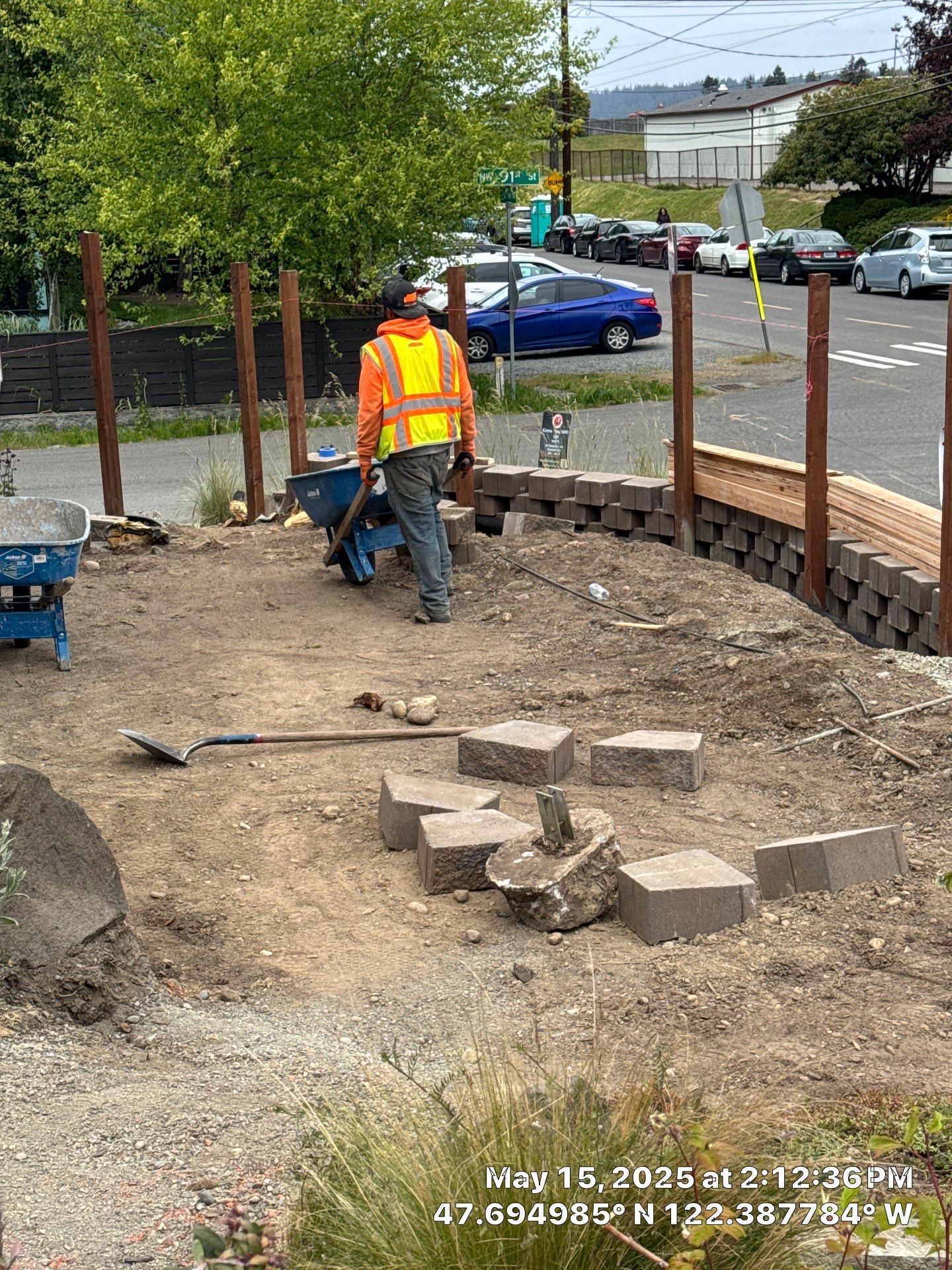 Retaining Wall & Fence Installation  by Jireh Asphalt & Concrete Inc 