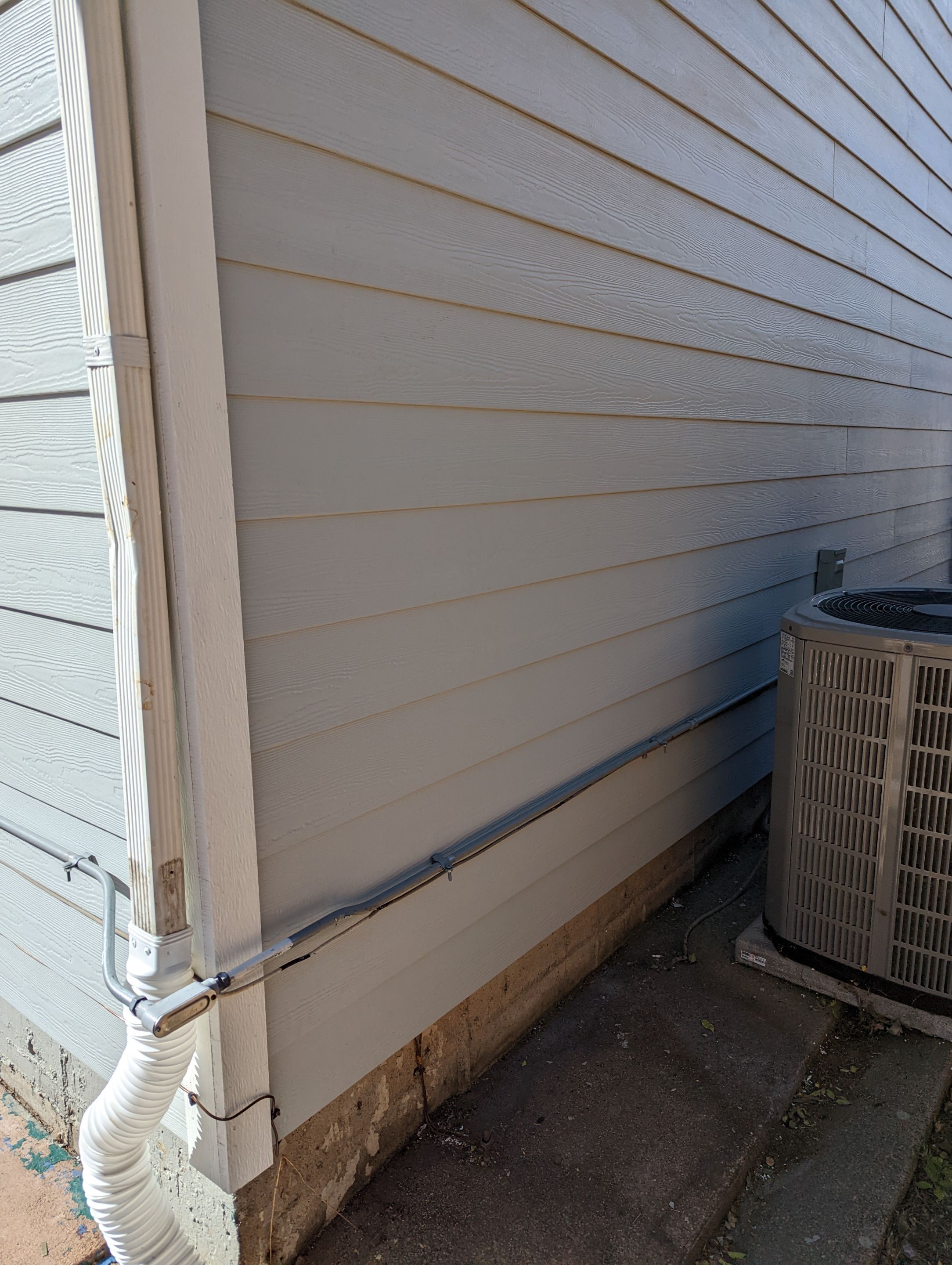 JAMES HARDIE SIDING by United Windows and Siding LLC