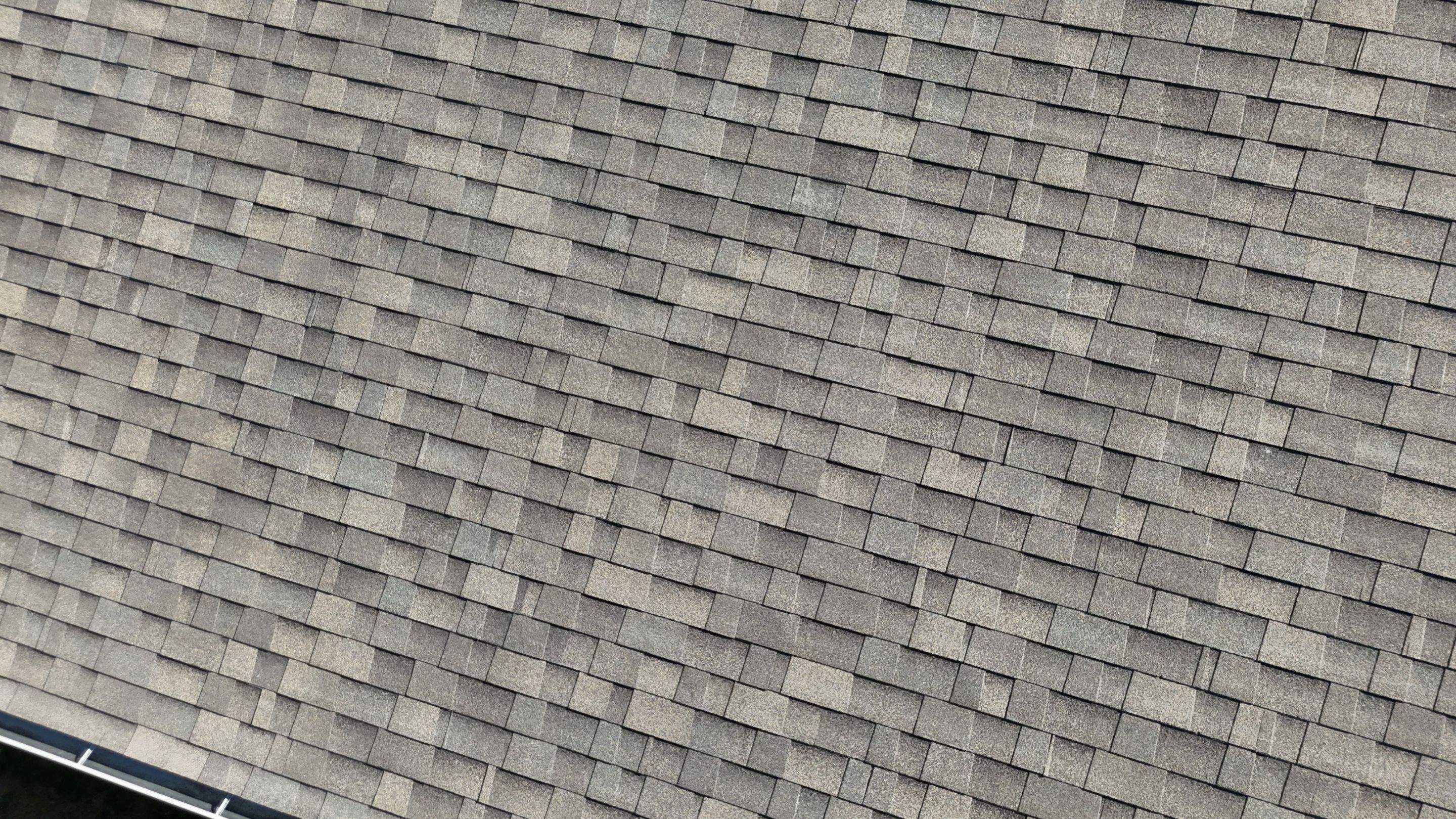 Weathered Wood - Malarkey Vista by RoofsOnly.com