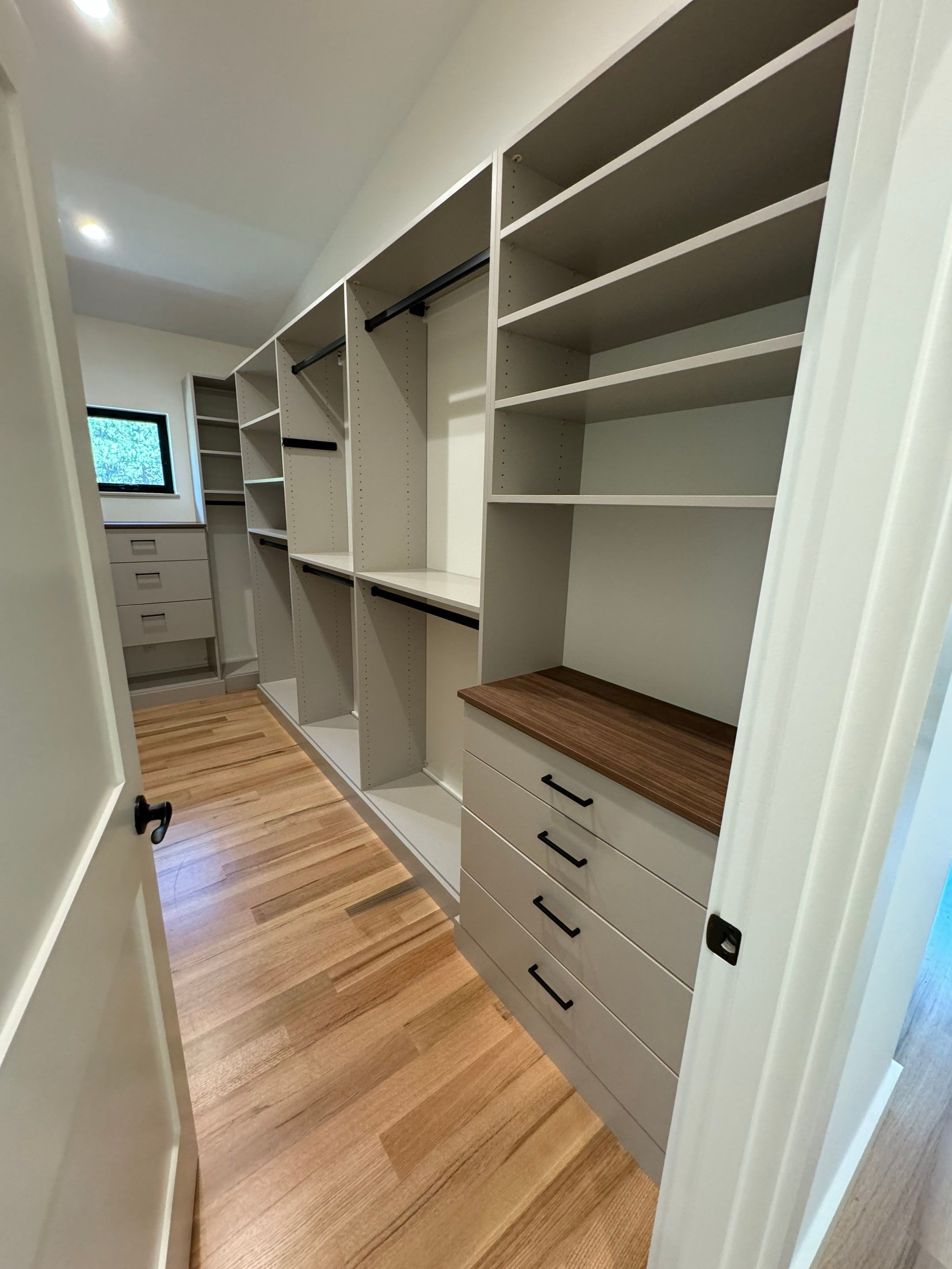 Nederland Whole House Solution by Concept 32, Inc.