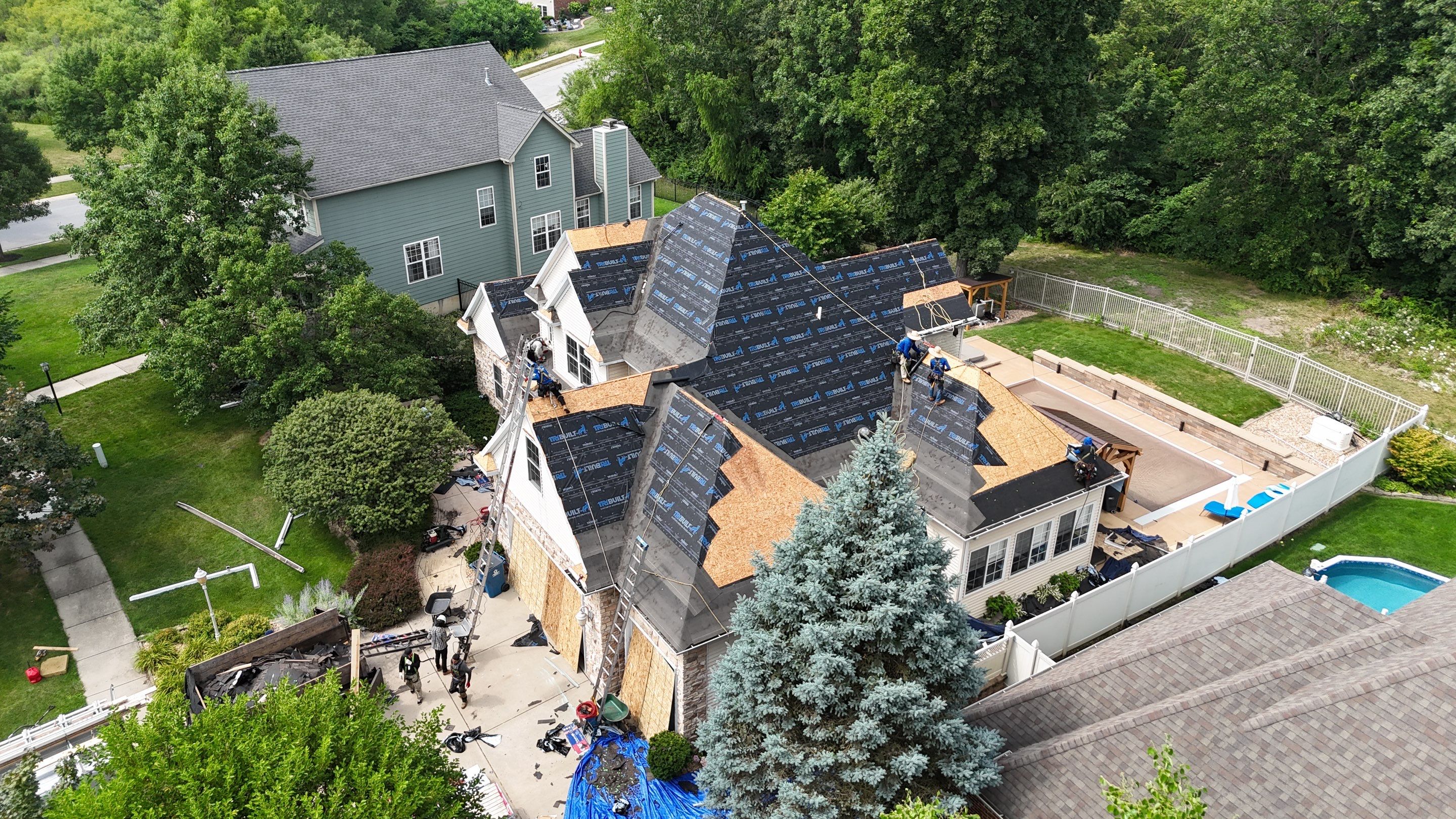 Roofing using GAF Weathered Wood by Optimal Home Improvement 