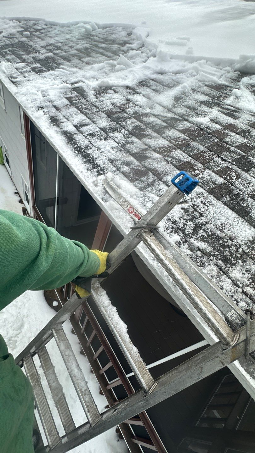 Roof Snow & Ice Dam Removal by Above All Gutters